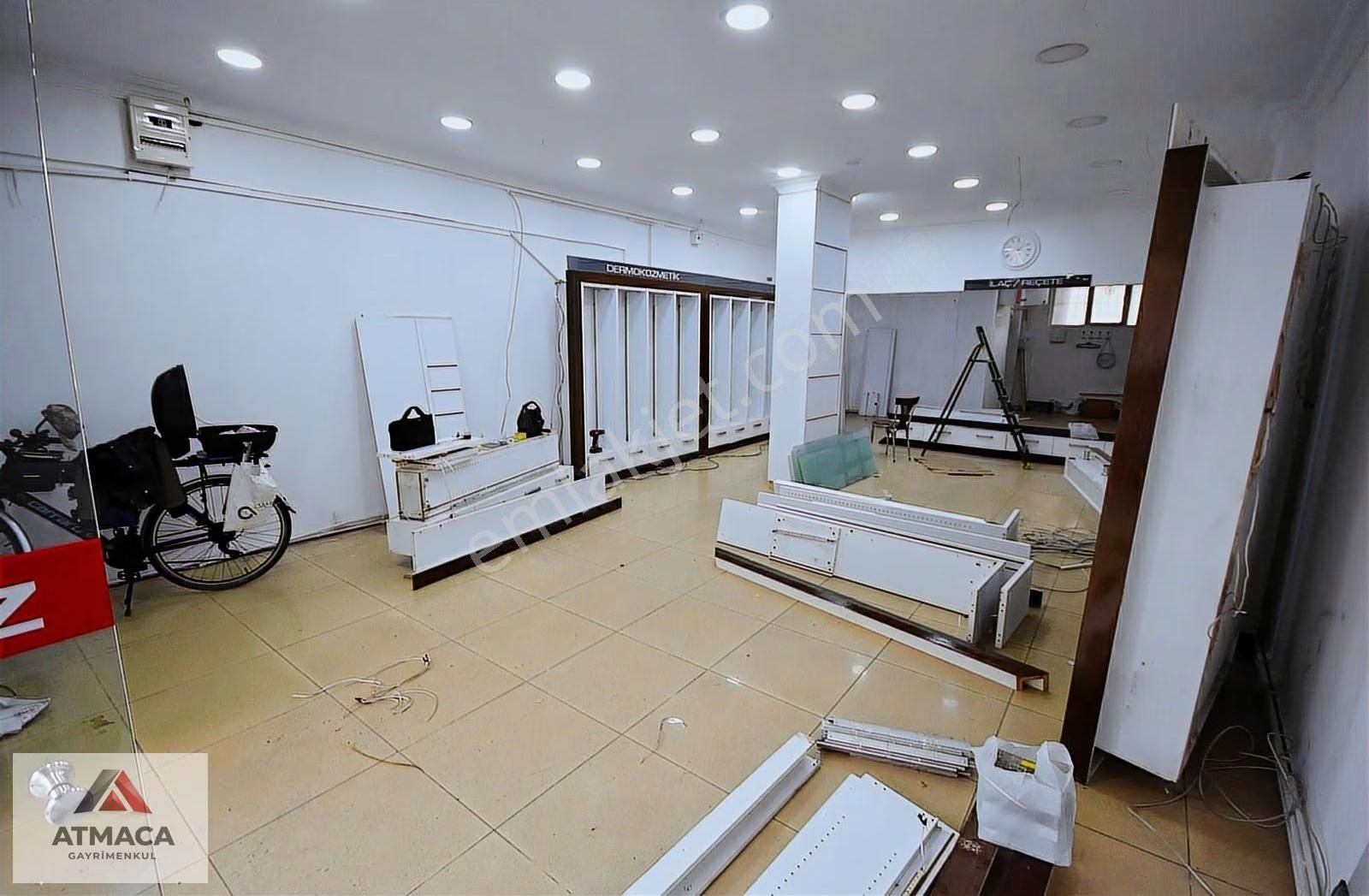 Sefaköy Tevfikbey Meydanda 100m2 Düz Giriş Kiralık Dükkan - Görsel 23