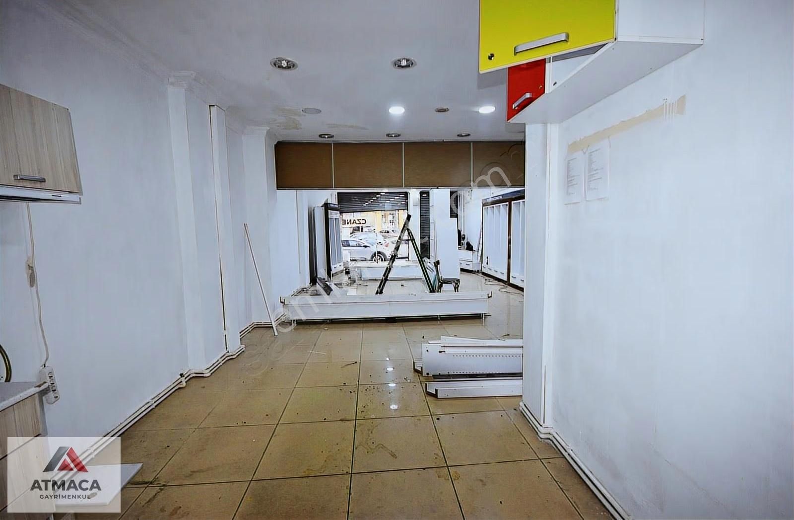 Sefaköy Tevfikbey Meydanda 100m2 Düz Giriş Kiralık Dükkan - Görsel 10