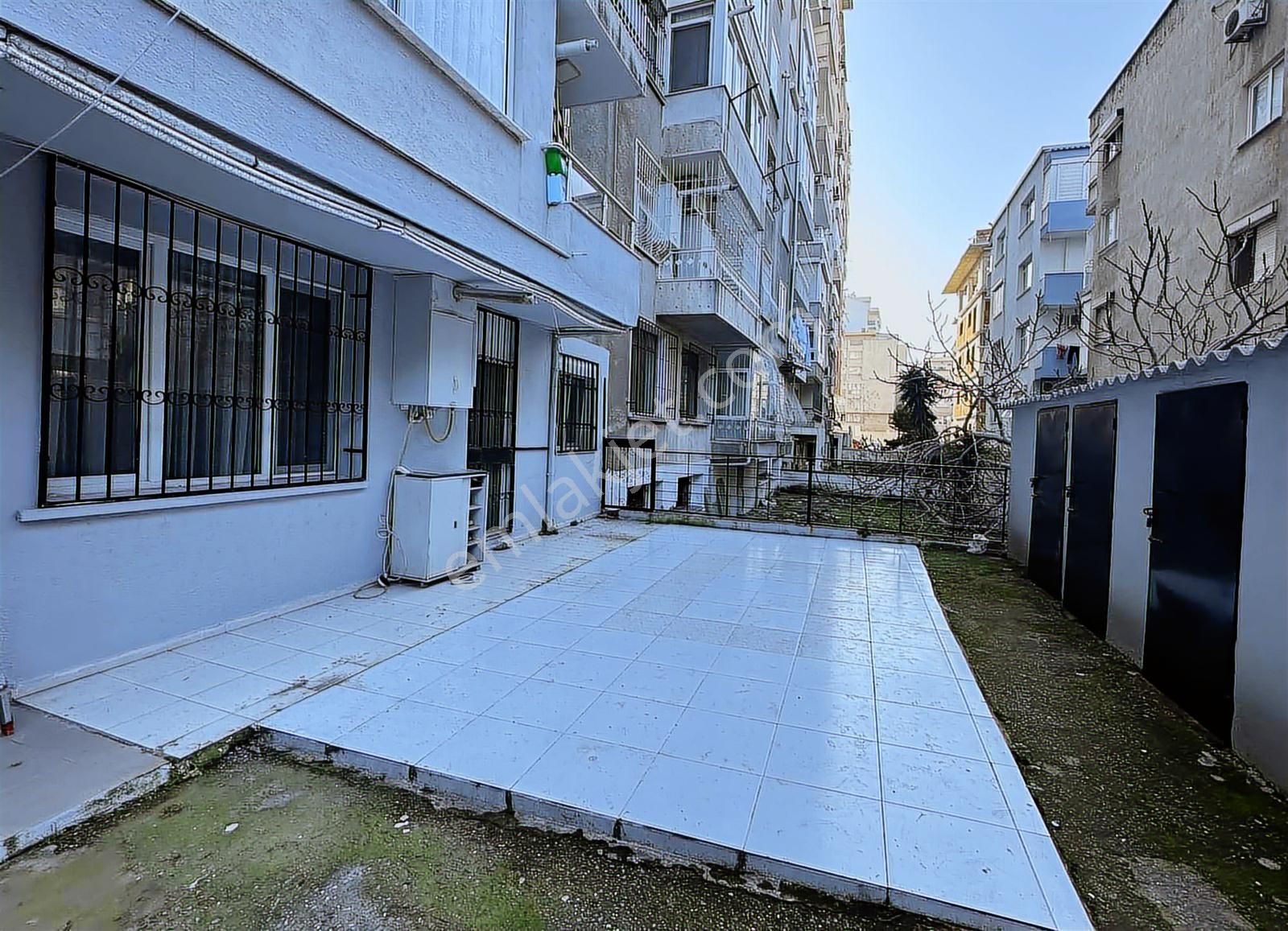 İnönü Caddesi Üzeri Bahçeli Satılık Daire - Görsel 2