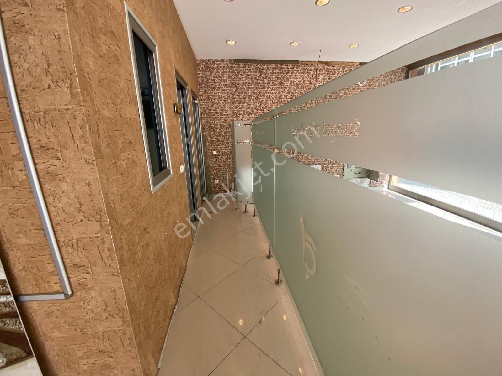 Trabzon Araklı'da Kiralık Dükkan - Görsel 8