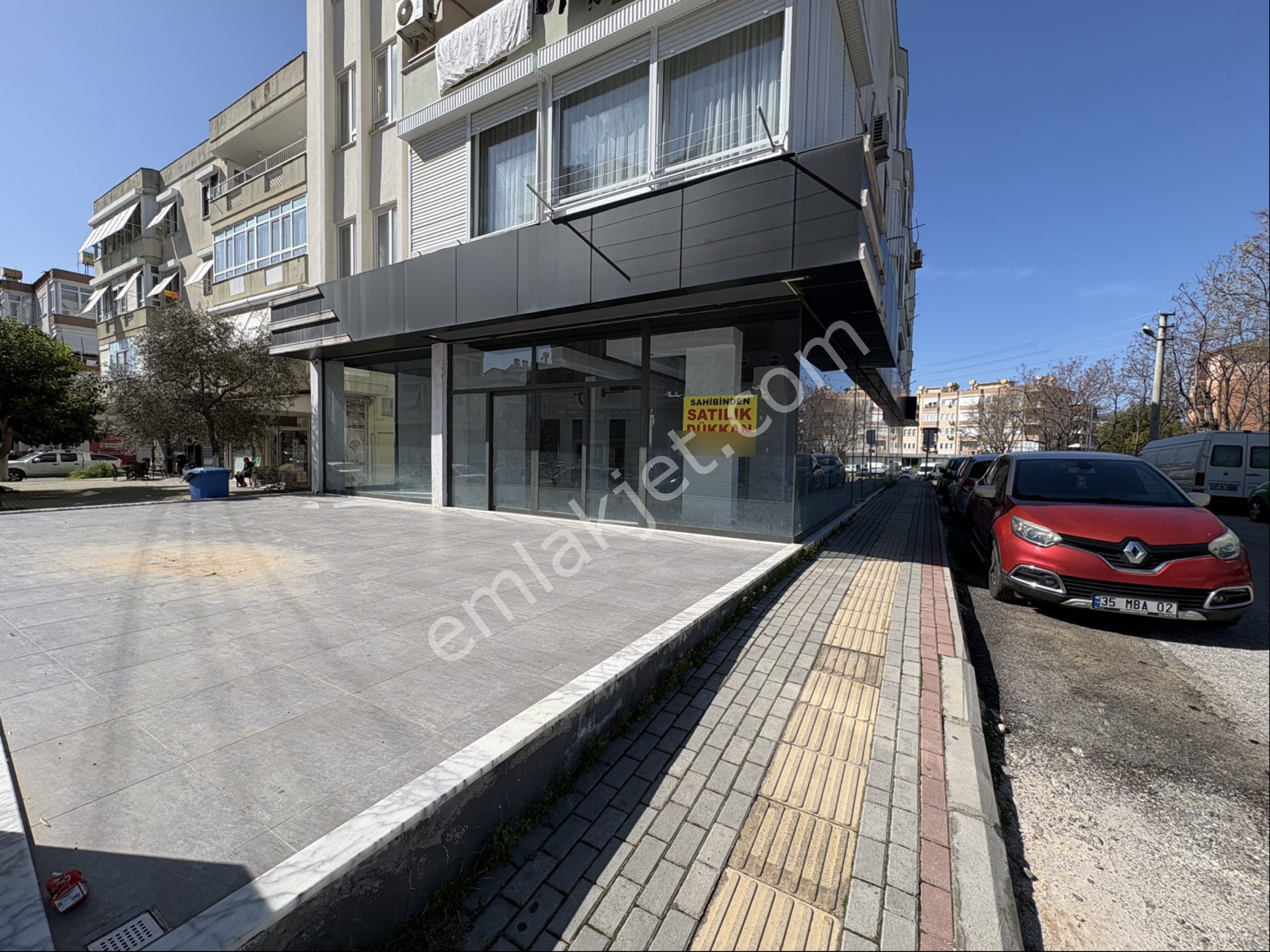 Alanya Merkezde | 400 M2 Kullanımlı | Sahibinden Satılık Dükkan