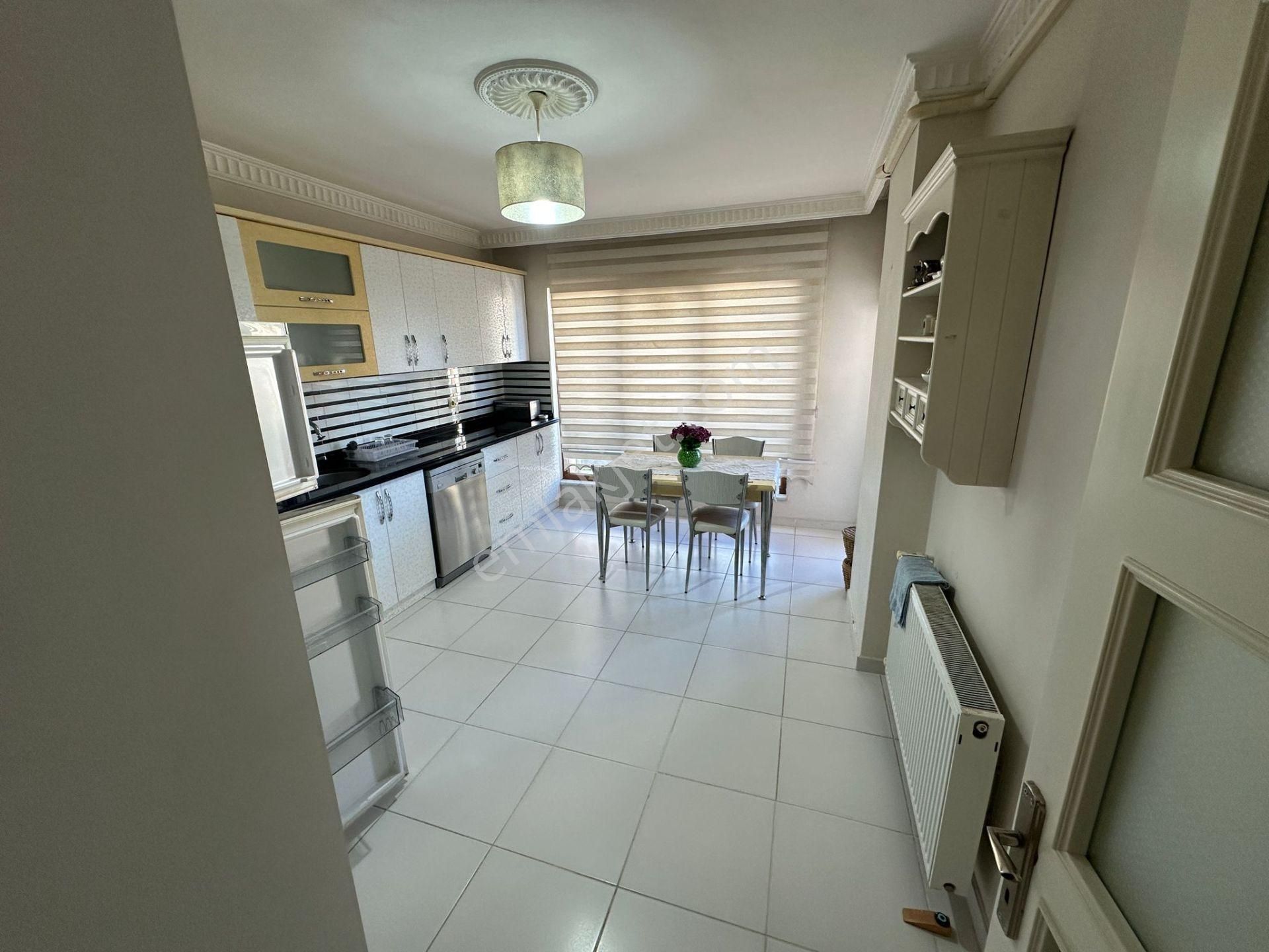 Trabzon Boztepe'de Kiralık 3+1 Eşyalı Daire - Görsel 4