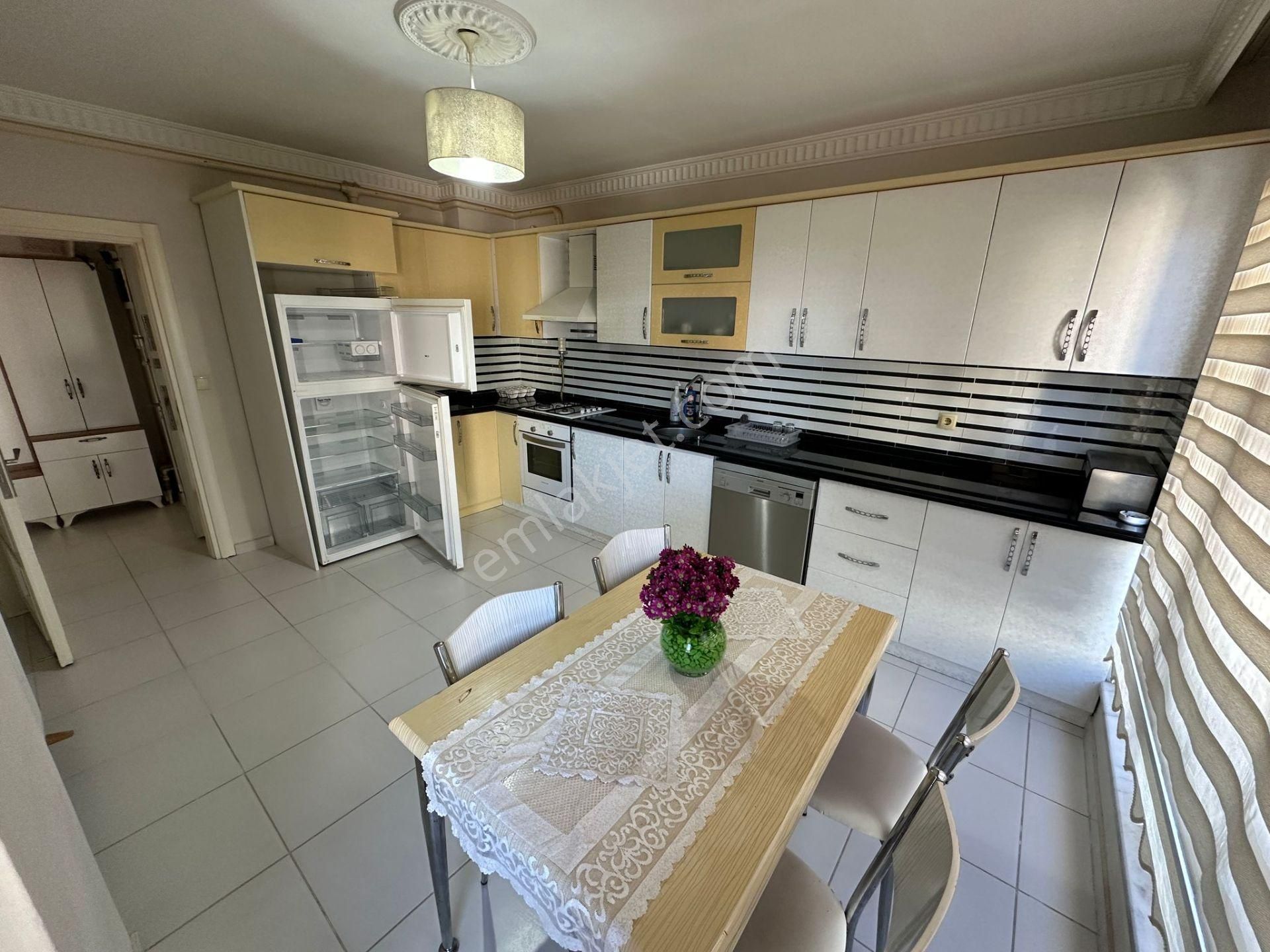 Trabzon Boztepe'de Kiralık 3+1 Eşyalı Daire - Görsel 3