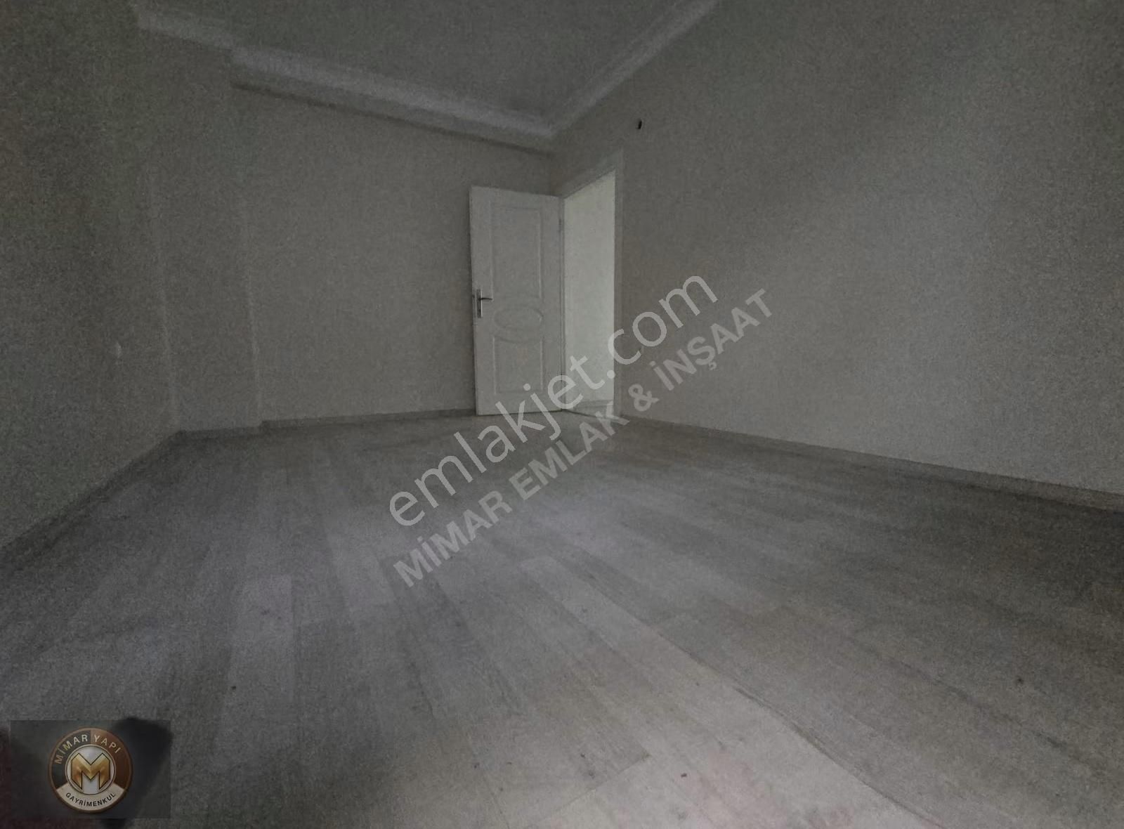 Kiralık Meydan Mevkisinde Merkezi Yerde 2+1 Daire - Görsel 11