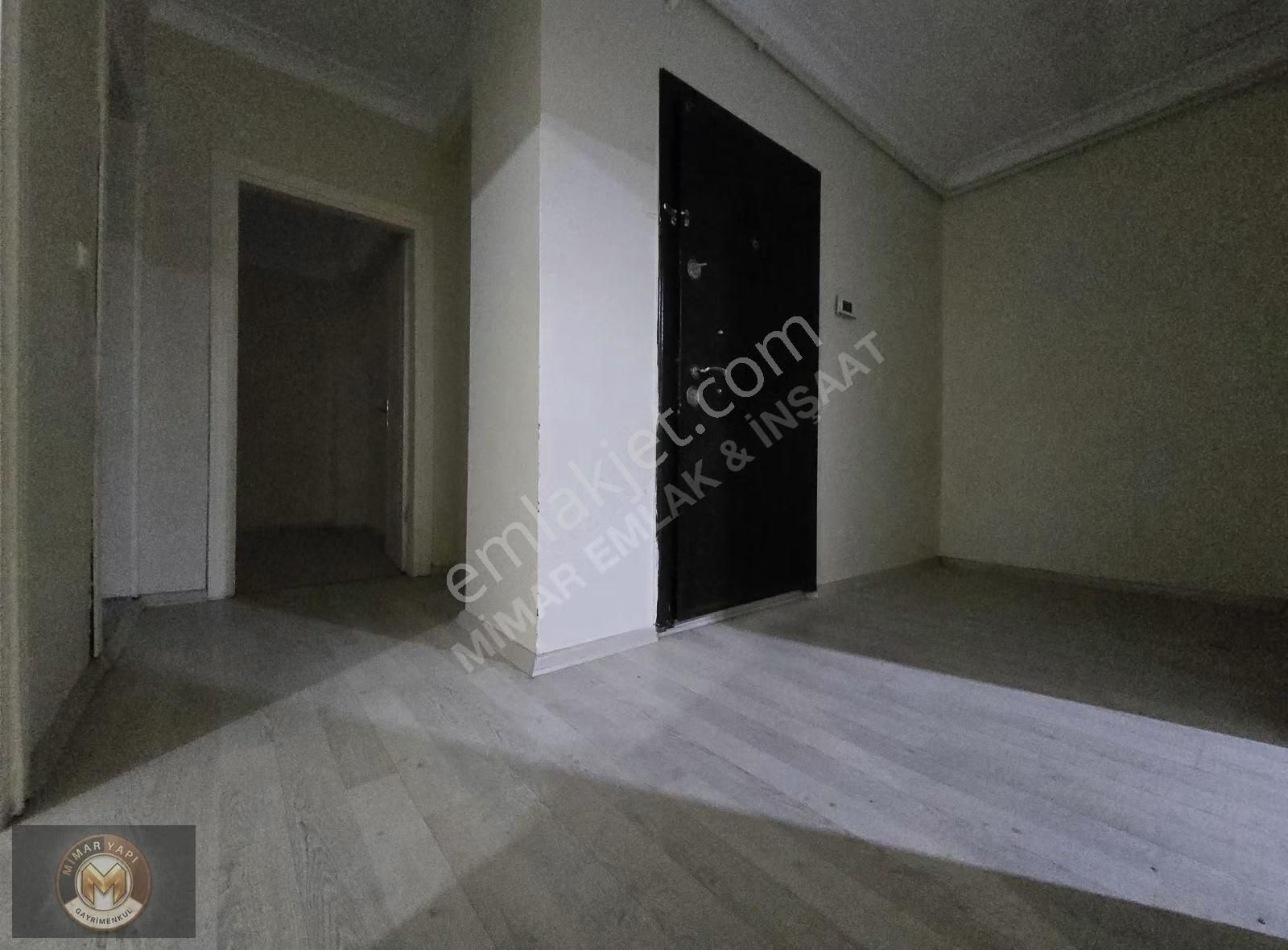 Kiralık Meydan Mevkisinde Merkezi Yerde 2+1 Daire - Görsel 2