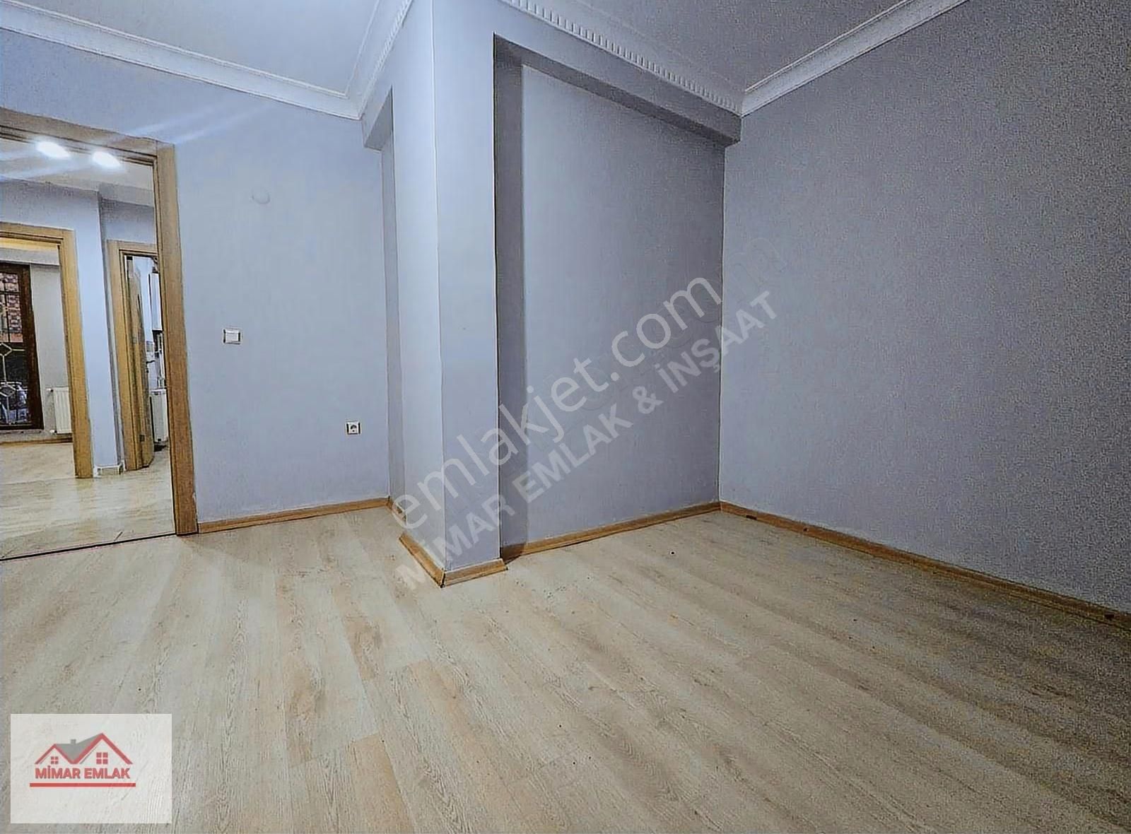 Mimar Yapıdan Meydanda Satılık 2+1 Y.giriş - Görsel 9