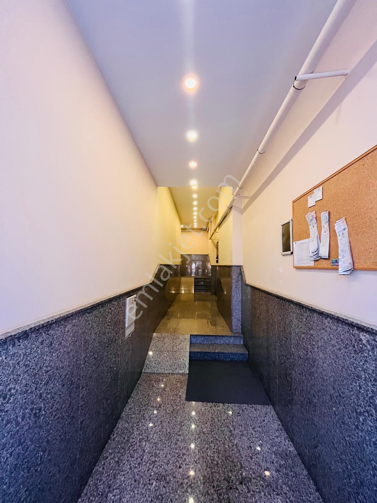 Lf İmaj Bostancı'da Bağdat Cd.1. Binada Marmaraya Yakın Yeni Az Katlı Binada 3+1 - Görsel 25