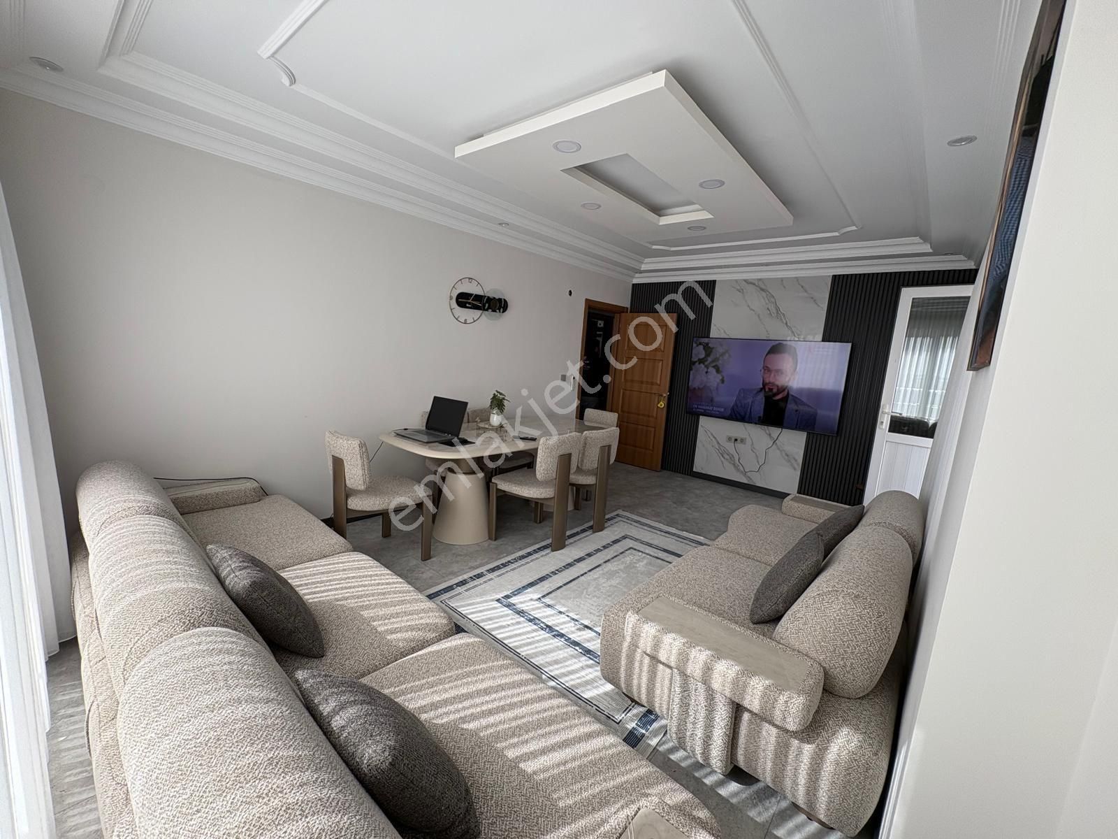 Didim Merkezde 3+1ayrı Mutfak Daire