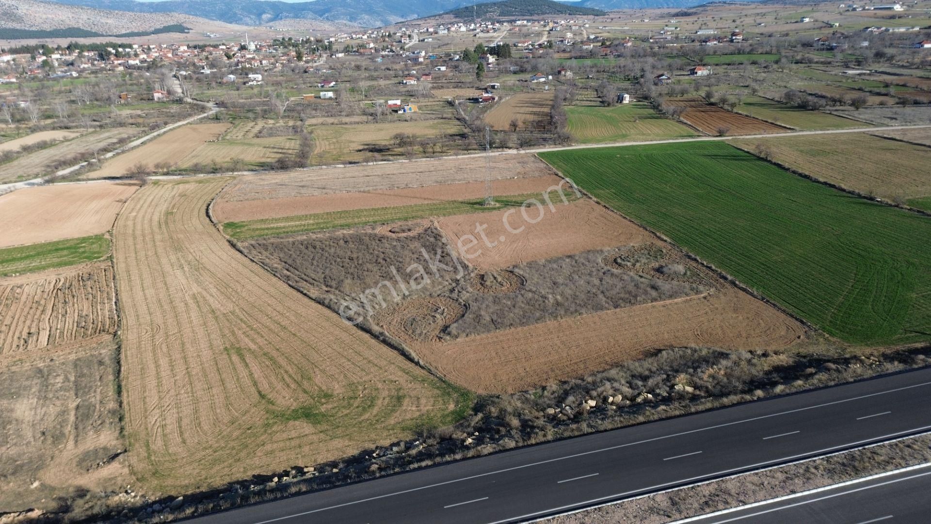 Korkuteli Yeltende Güzel Konumda Yatırımık Veya Yerleşime Uygun Tarlalar - Görsel 13