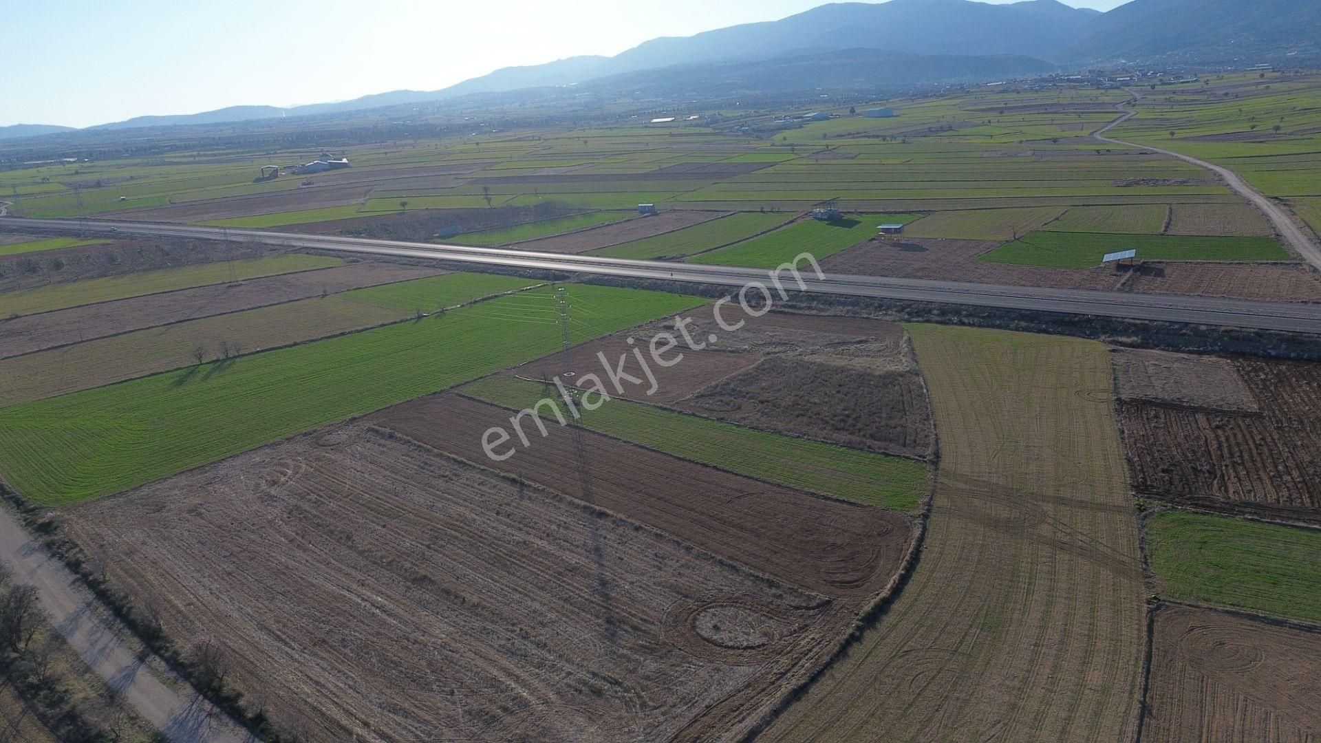 Korkuteli Yeltende Güzel Konumda Yatırımık Veya Yerleşime Uygun Tarlalar - Görsel 7