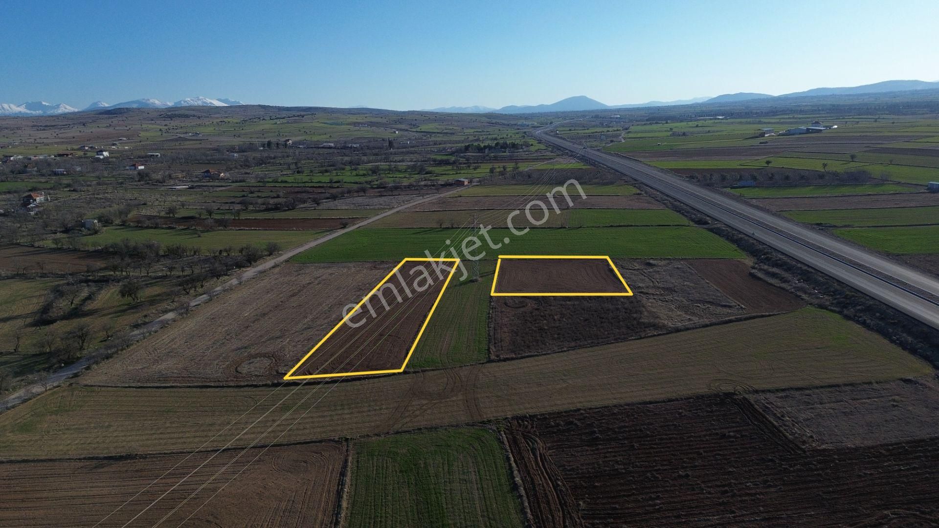 Korkuteli Yeltende Güzel Konumda Yatırımık Veya Yerleşime Uygun Tarlalar - Görsel 5