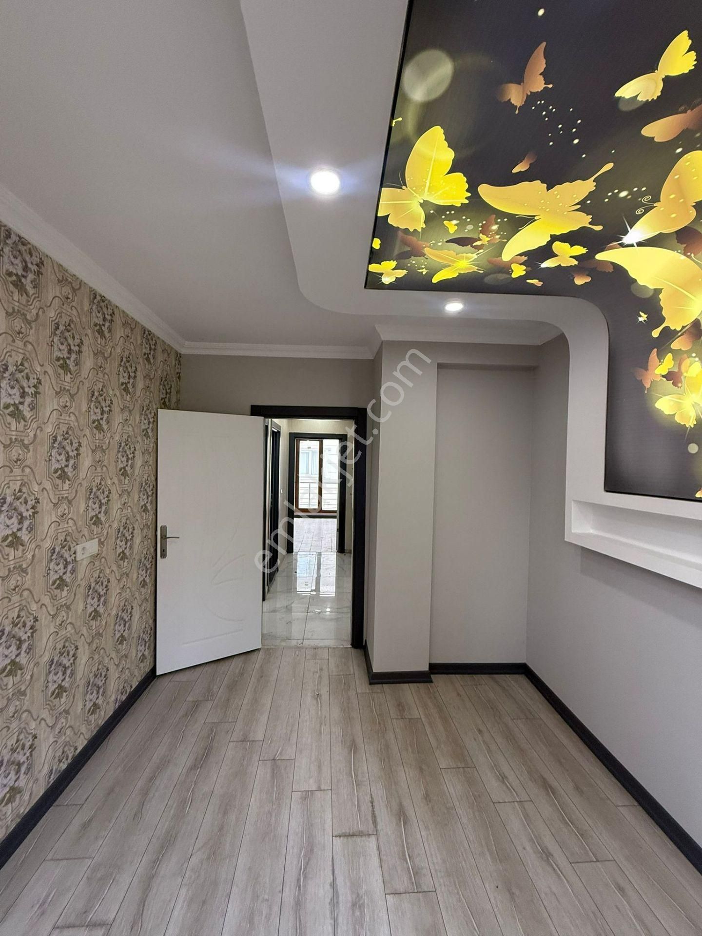 Balkonlu Sıfır Acil Kiralık 1+1 Arakat Daire !! - Görsel 14
