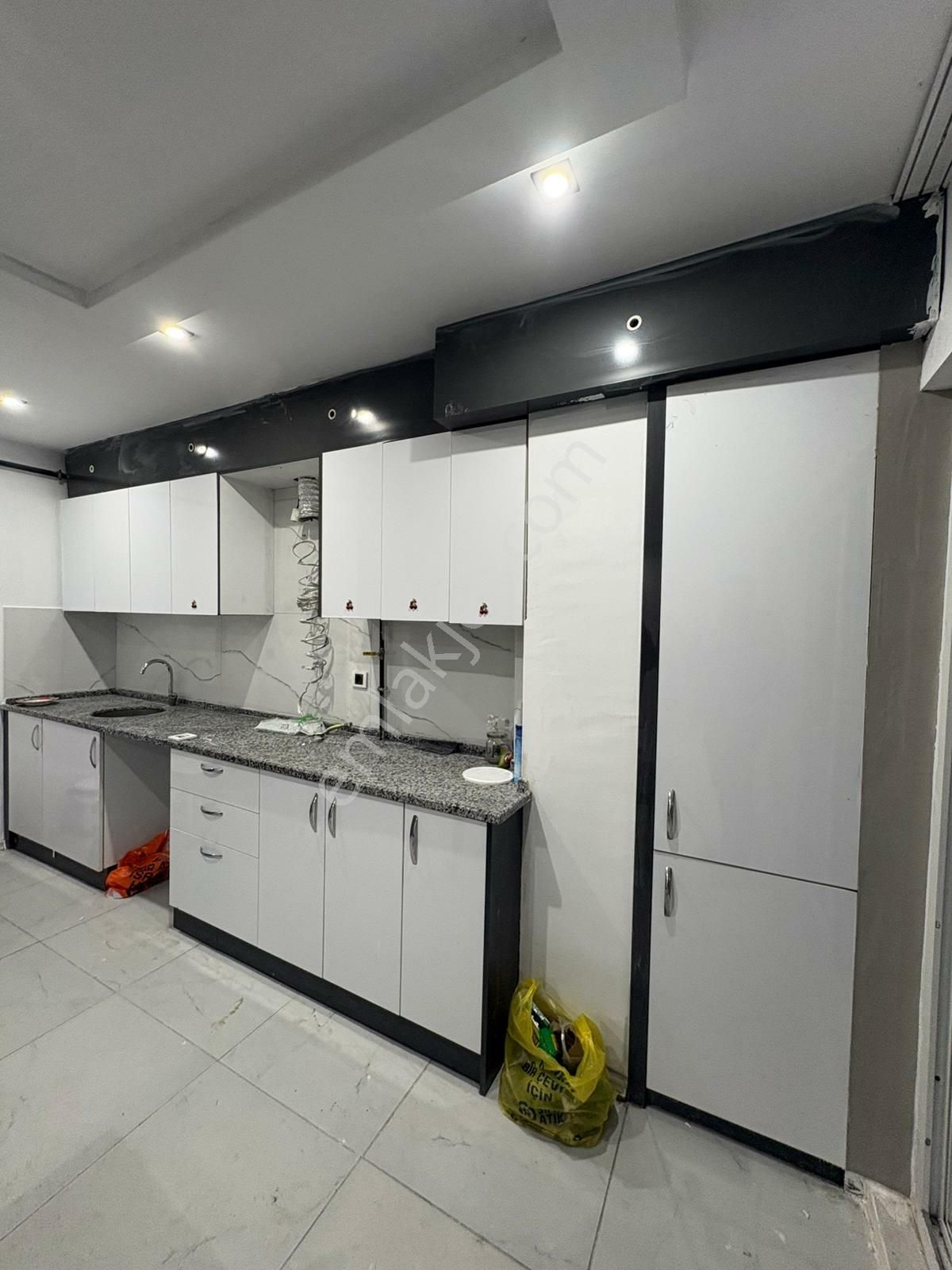 Erkaya Emlak Saltak Bizim Kasap Arkası 2+1 Teraslı Kiralık Daire - Görsel 4