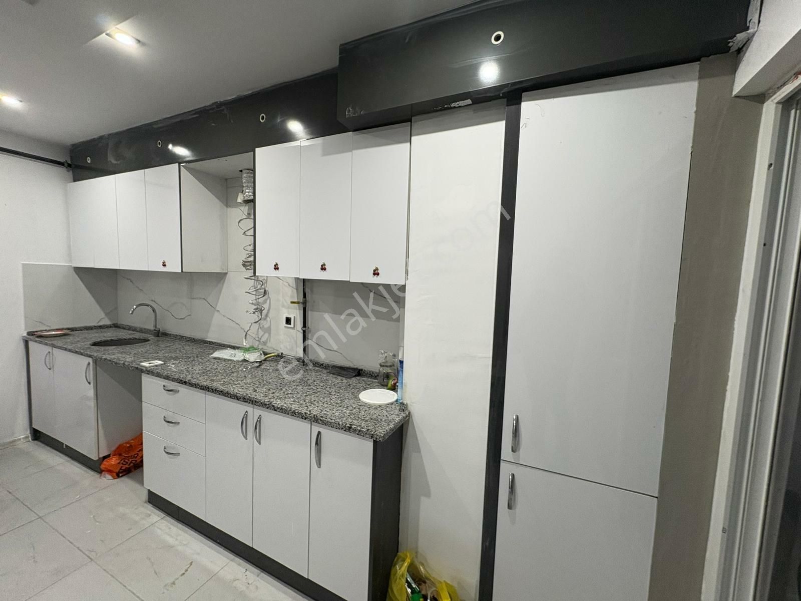 Erkaya Emlak Saltak Bizim Kasap Arkası 2+1 Teraslı Kiralık Daire