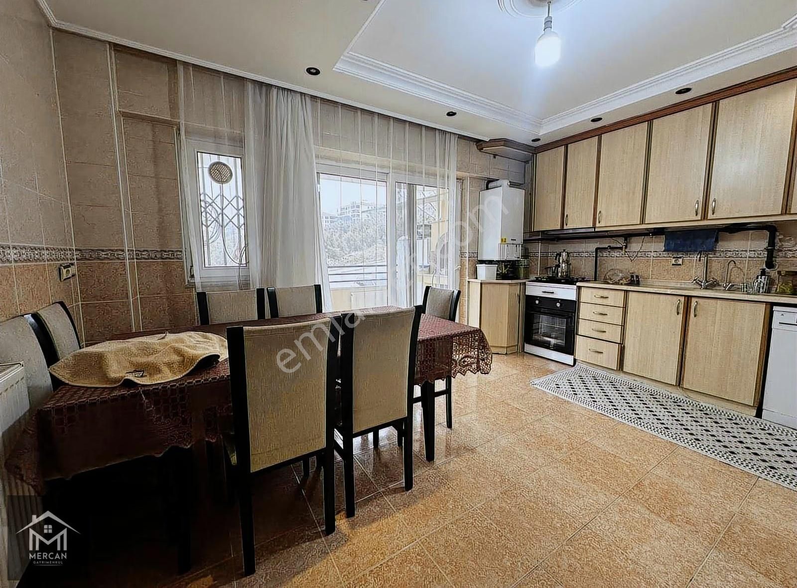 Mercan'dan Bağbaşı Mevki 205 M2 3+1 Satılık Fırsat Daire !!