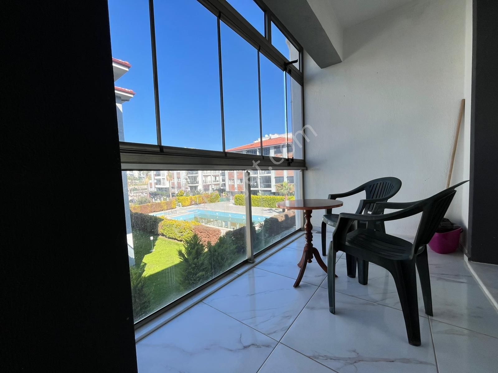 Kuşadası Ege Birlik Sitesi 1+1, Eşyalar Sıfır - Görsel 26