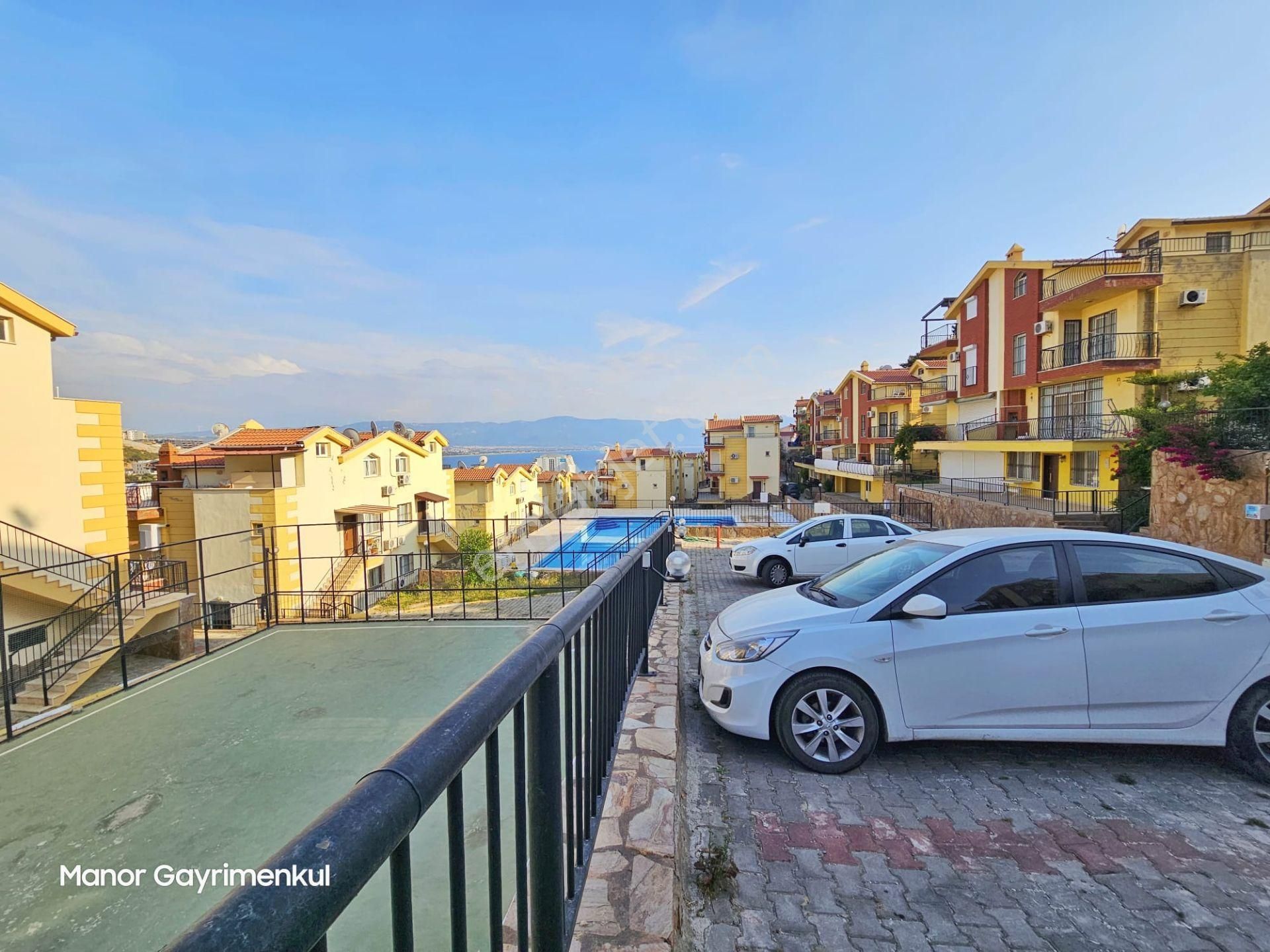 Kuşadası Kadınlar Denizi Havuzlu Sitede 4+2 Manzaralı Villa - Görsel 2