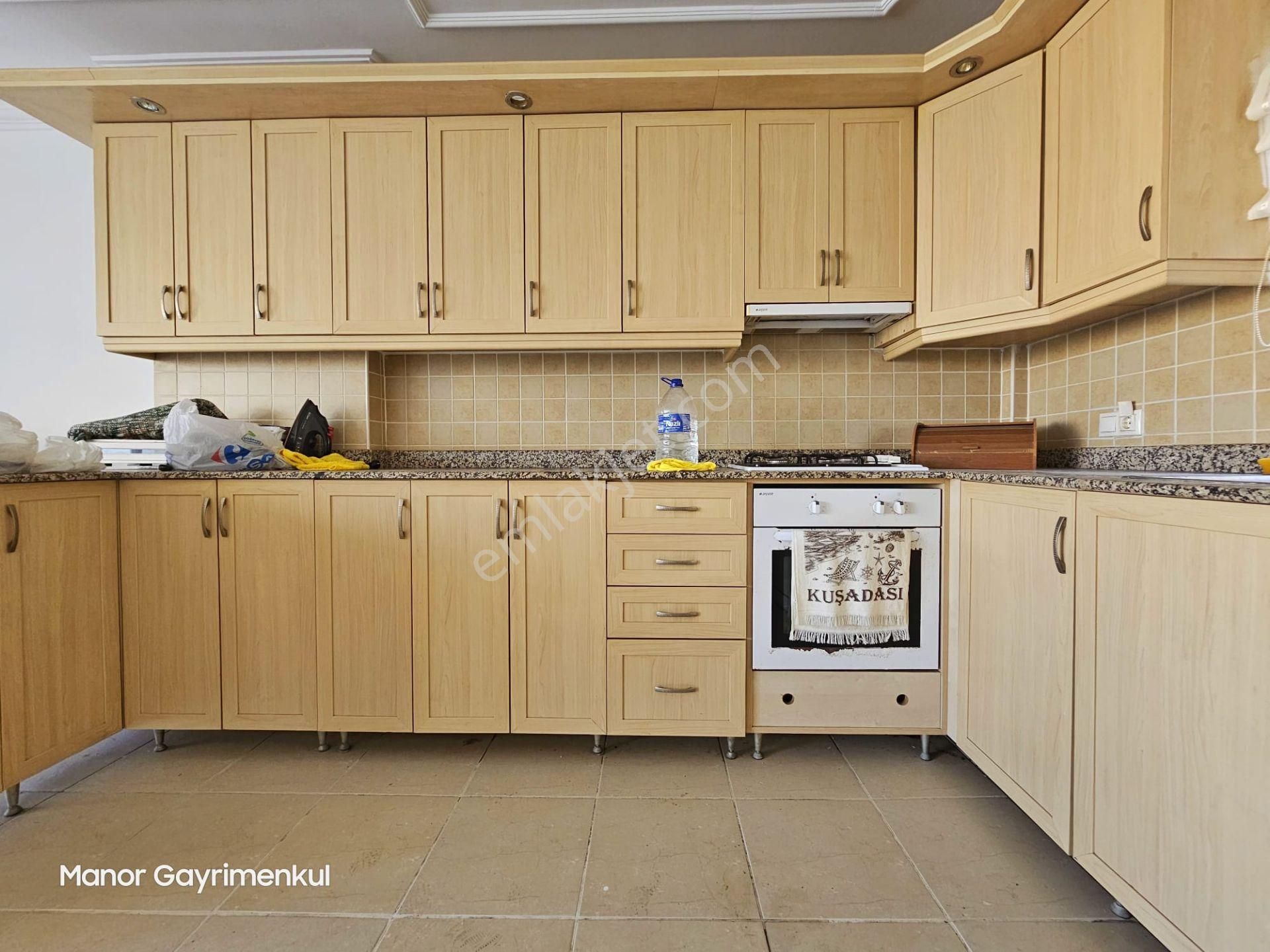 Kuşadası Kadınlar Denizi Havuzlu Sitede 4+2 Manzaralı Villa - Görsel 31