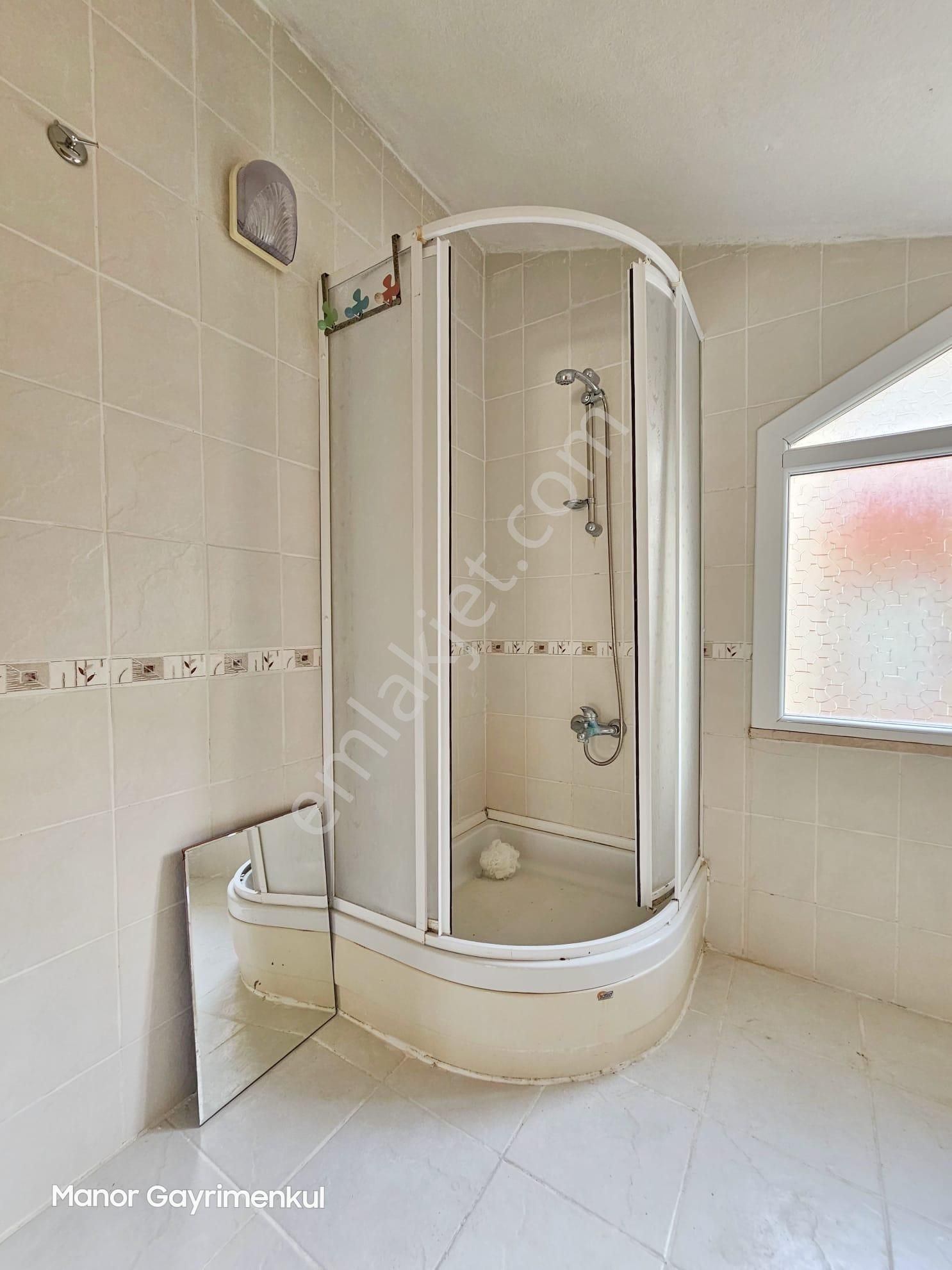 Kuşadası Kadınlar Denizi Havuzlu Sitede 4+2 Manzaralı Villa - Görsel 12