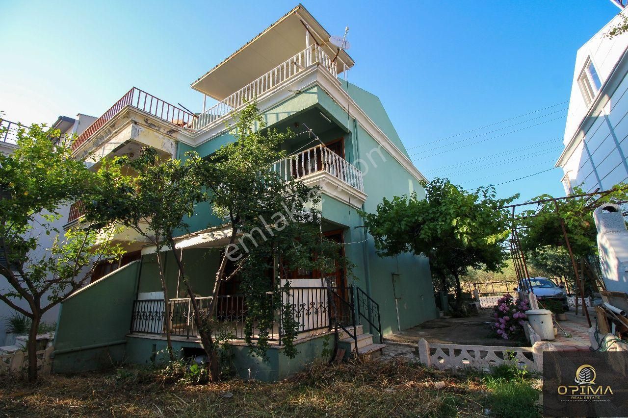 Opima Emlak'tan Zeytinli Mahallesinde Bahçeli 3+1 Satılık Villa - Görsel 35