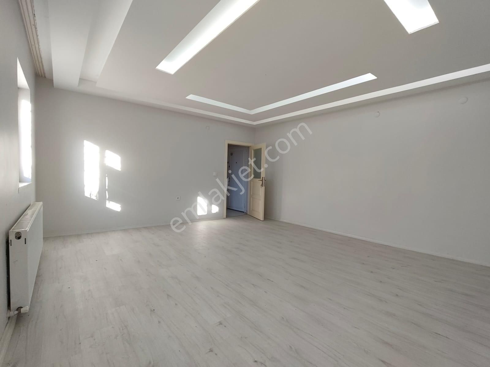Yılmaz Gayrimenkulden Malazgirt Mahallesinde 2+1 Ön Cephe 17.000 Pazarlıklı Fırsat Kiralık Daire - Görsel 9