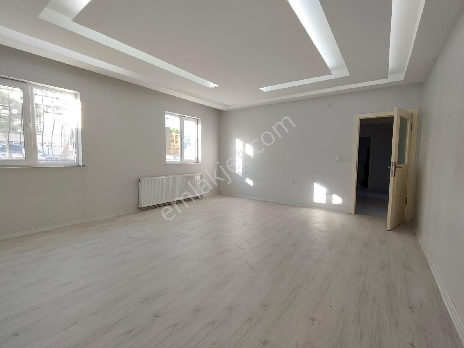 Yılmaz Gayrimenkulden Malazgirt Mahallesinde 2+1 Ön Cephe 17.000 Pazarlıklı Fırsat Kiralık Daire - Görsel 22