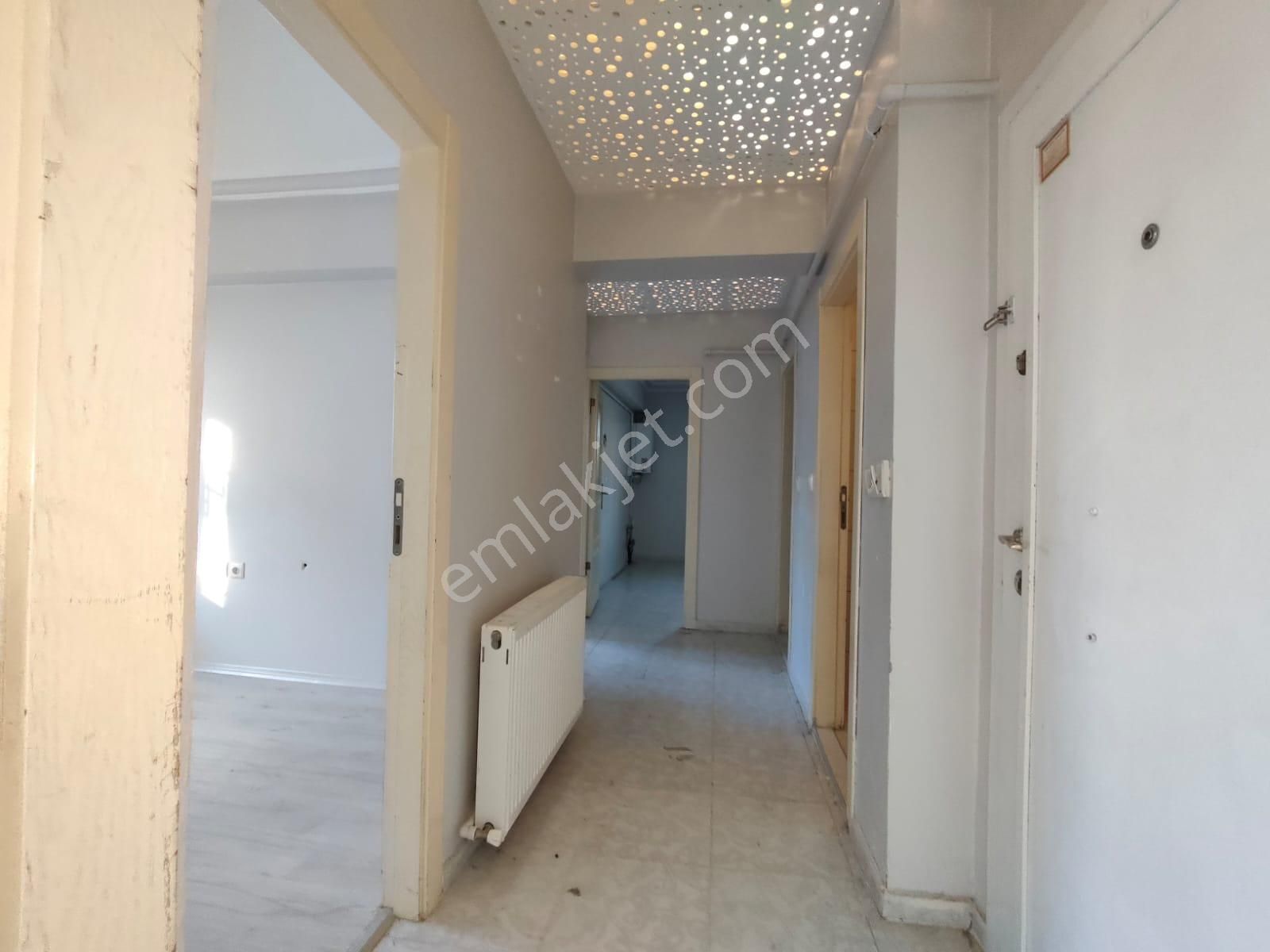 Yılmaz Gayrimenkulden Malazgirt Mahallesinde 2+1 Ön Cephe 17.000 Pazarlıklı Fırsat Kiralık Daire - Görsel 30