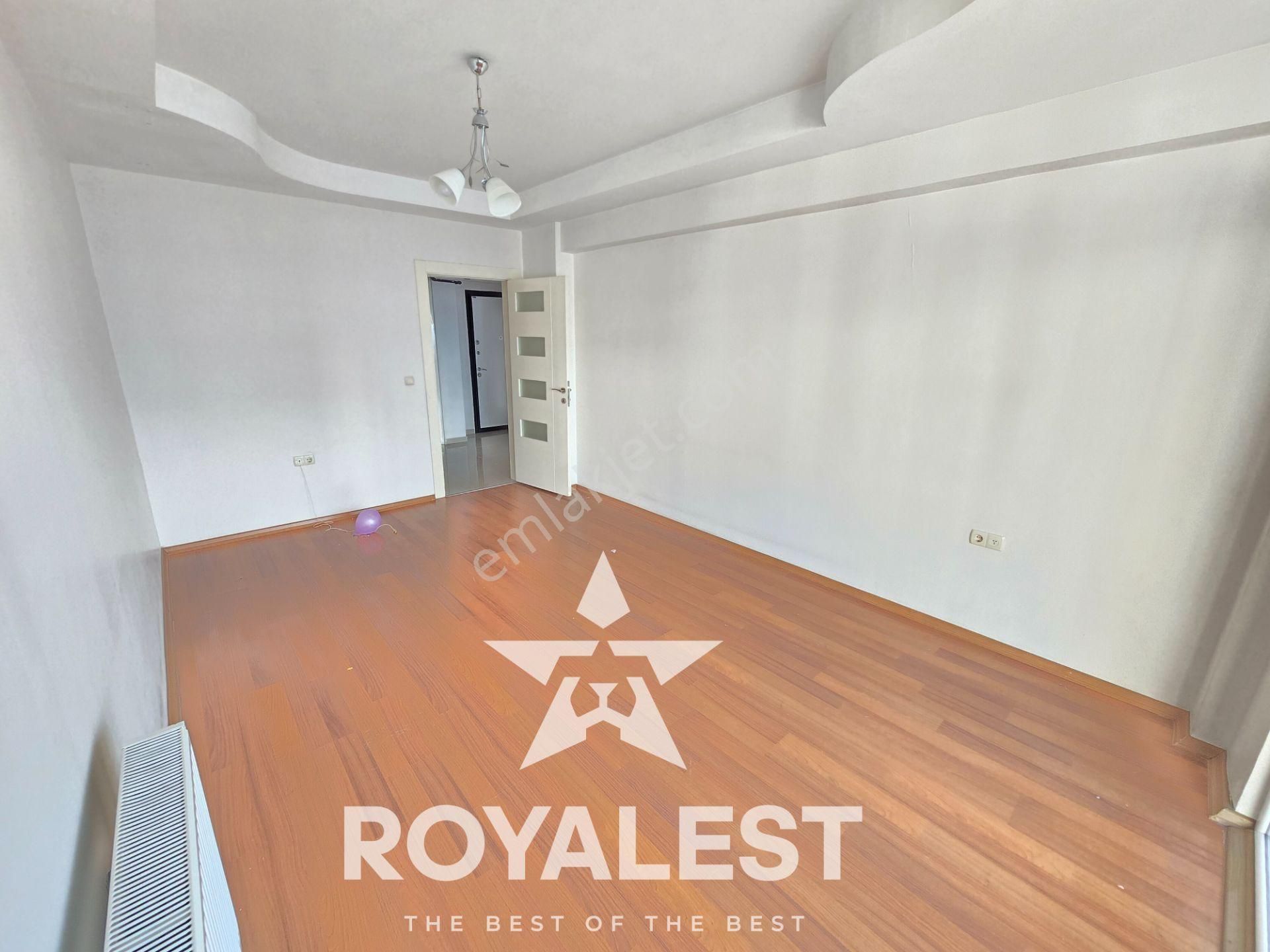 Royalest'ten Karataş Tramvaya Sıfır İskanlı Site İçi Ara Kat 3+1 - Görsel 5