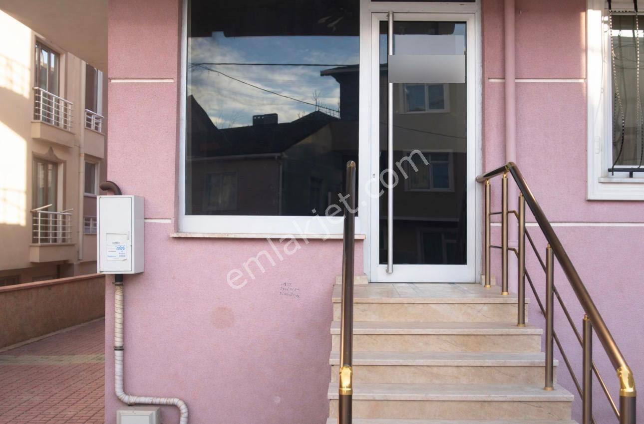 Sancaktepe'de Bağdat Caddesinde Ters Dubleks Dükkan - Görsel 3