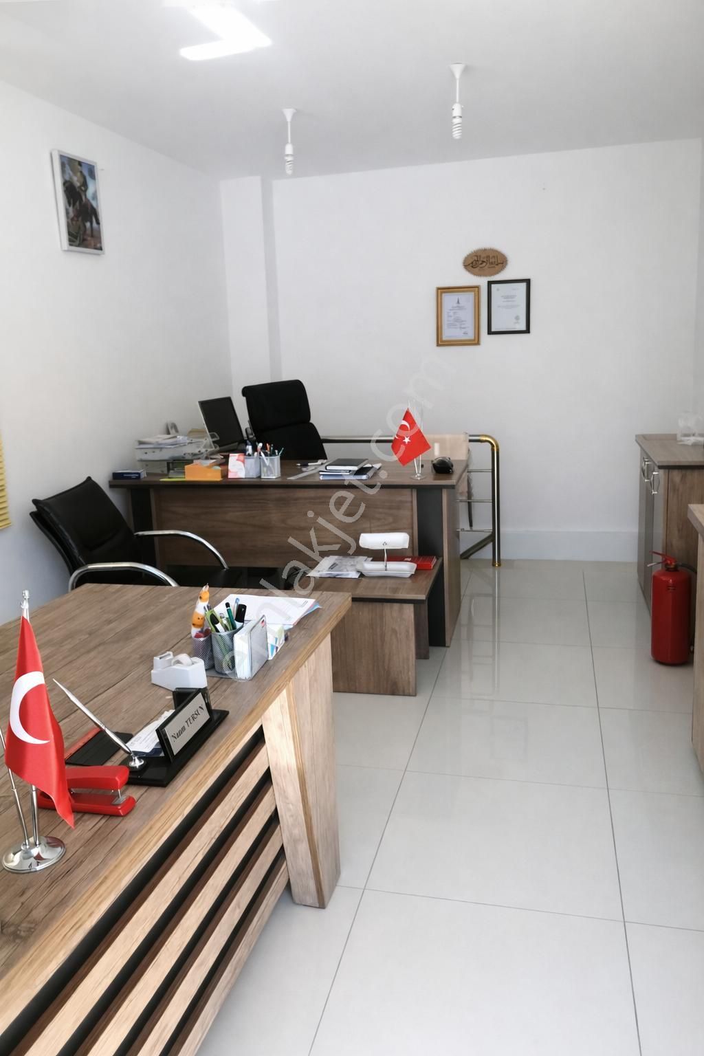 Sancaktepe'de Bağdat Caddesinde Ters Dubleks Dükkan - Görsel 19