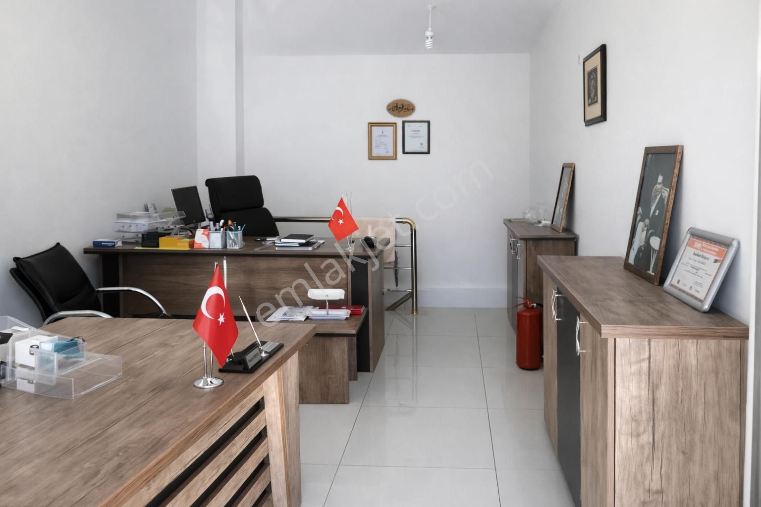 Sancaktepe'de Bağdat Caddesinde Ters Dubleks Dükkan