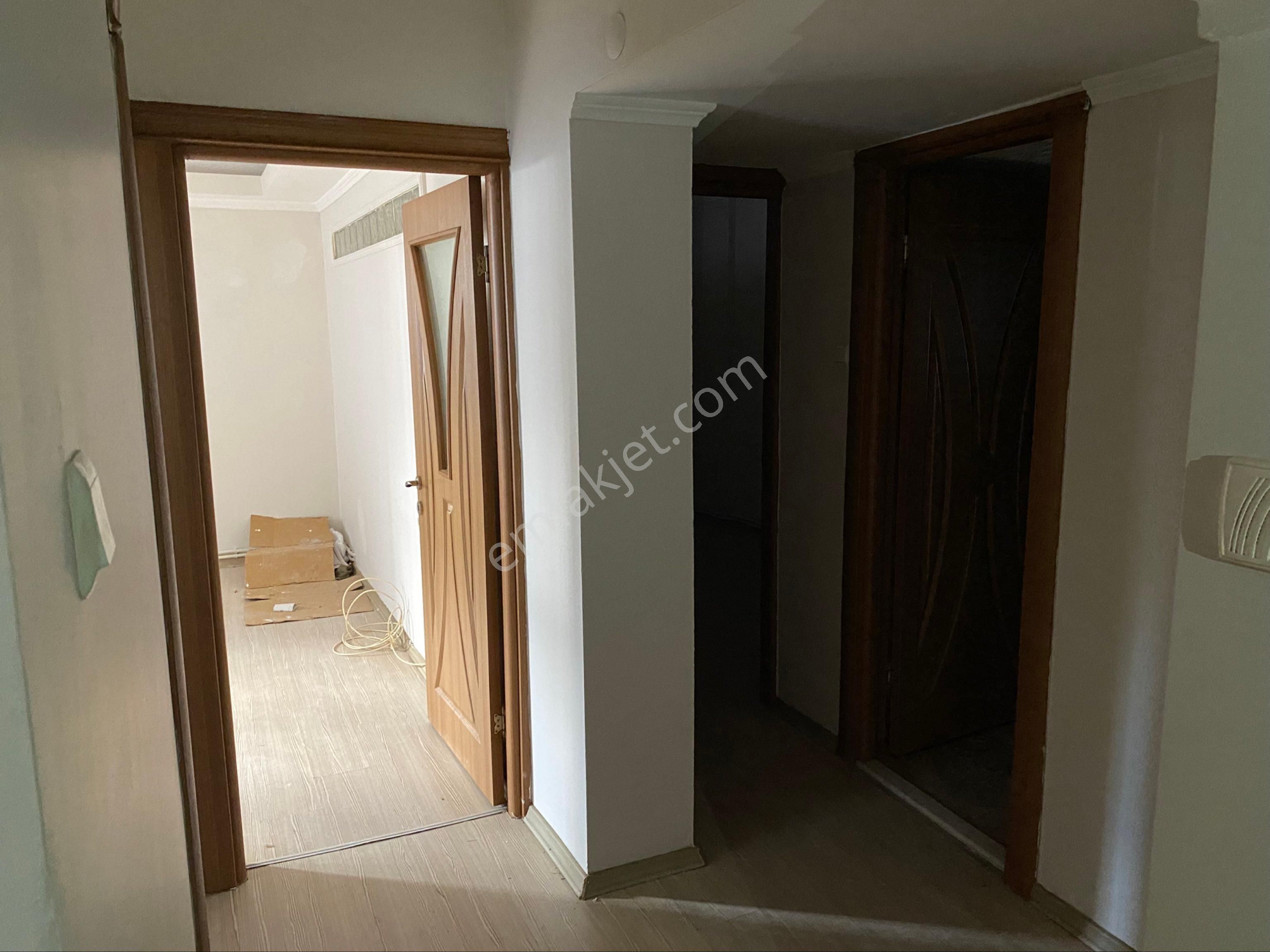 Yeşilyurt Osman Kibarda Giriş Katı Satılık 2+1 Satılık Daire - Görsel 19