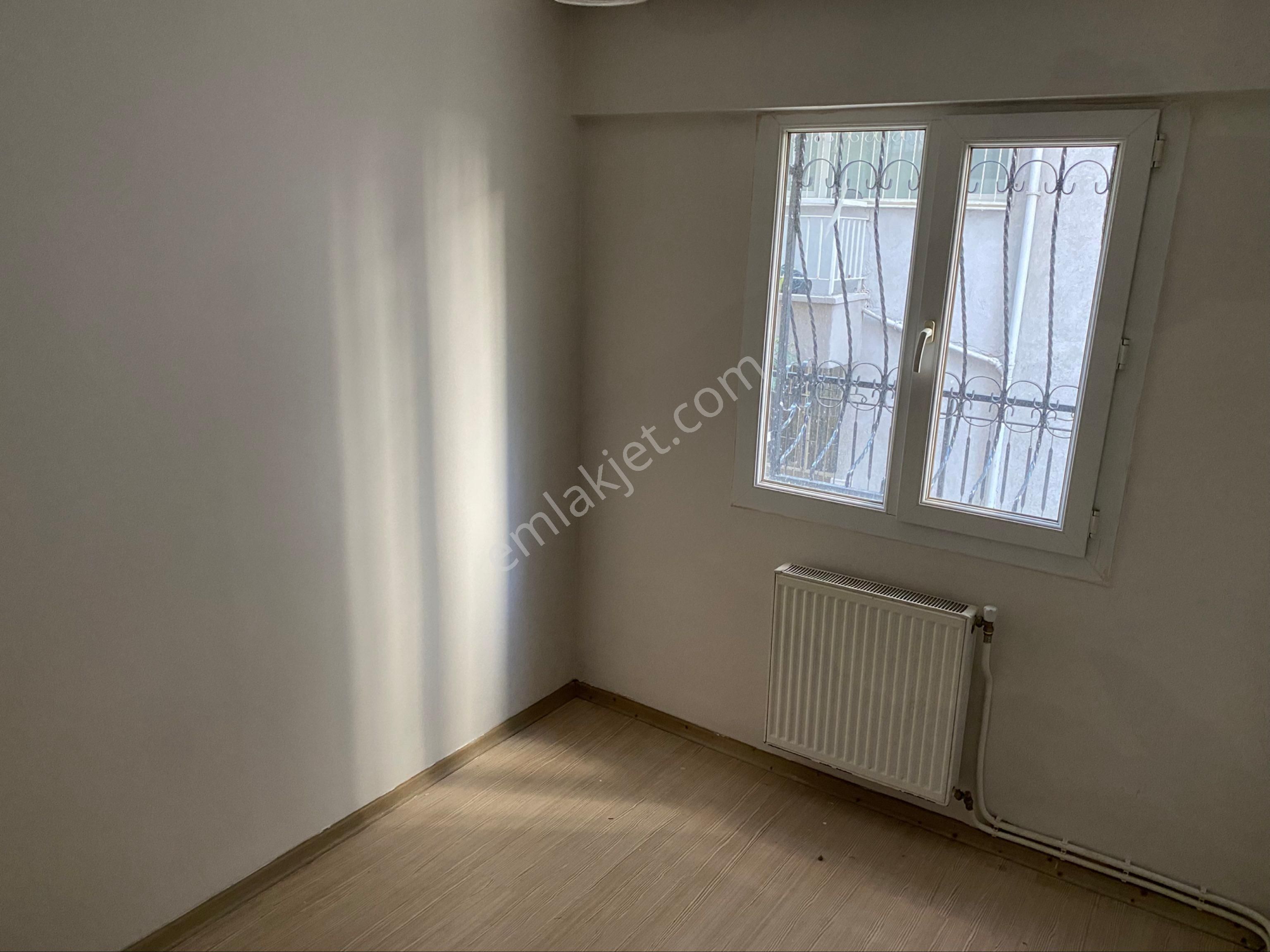 Yeşilyurt Osman Kibarda Giriş Katı Satılık 2+1 Satılık Daire - Görsel 16