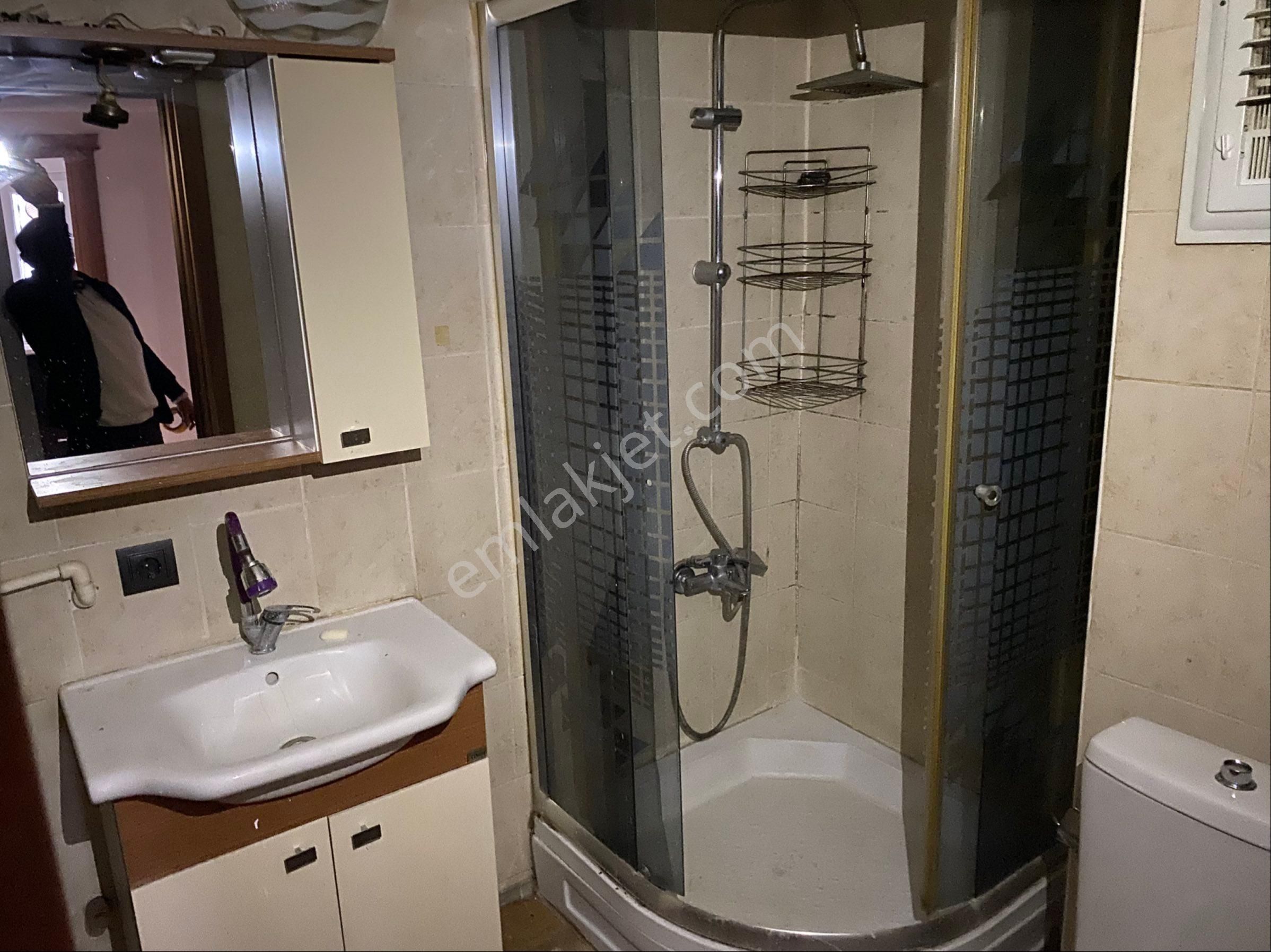 Yeşilyurt Osman Kibarda Giriş Katı Satılık 2+1 Satılık Daire - Görsel 9