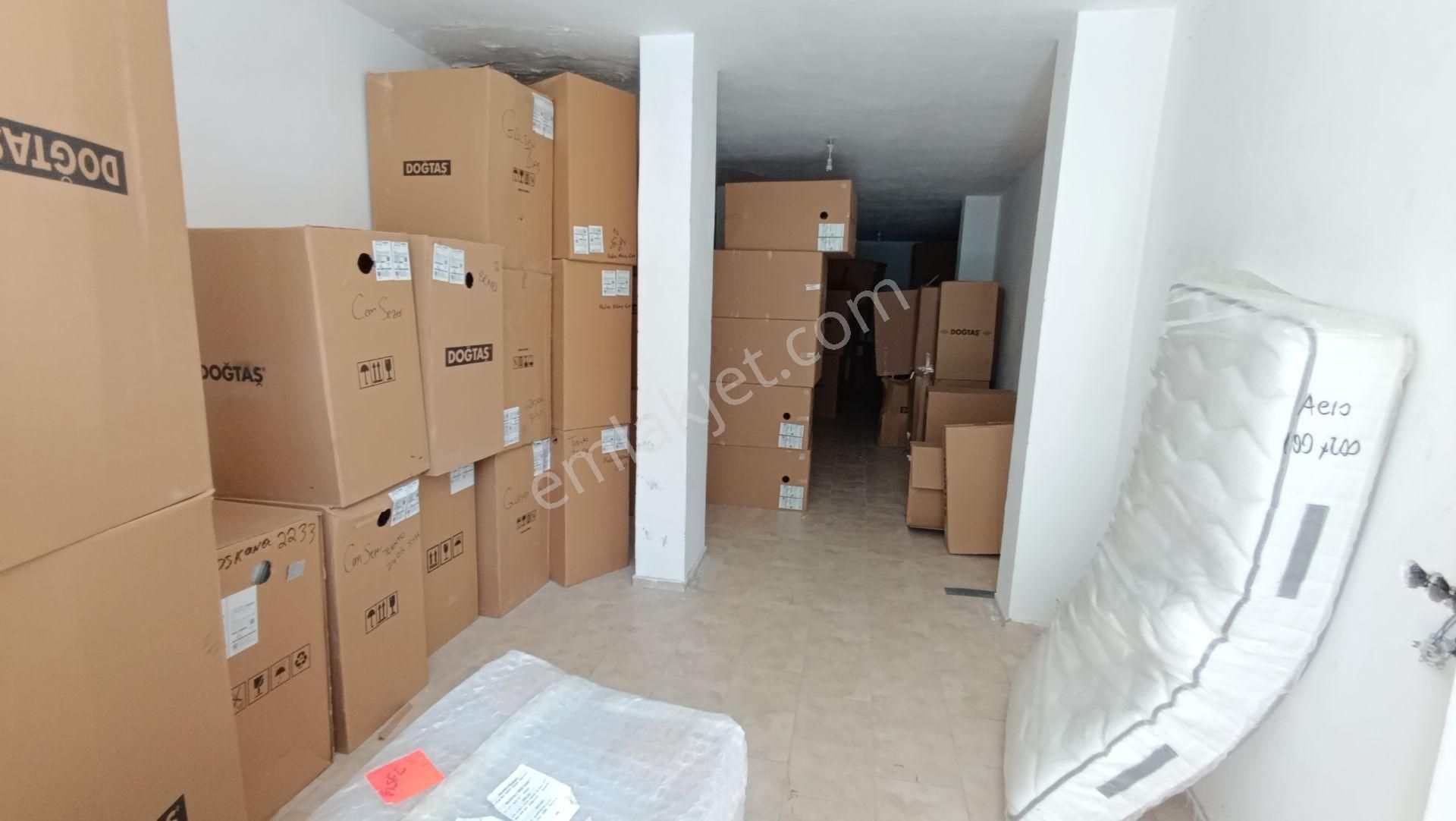 Pendik Esenyalı Kiralık Uygun Ana Cadde Yol Üstü Düz Ayak 250m2 Dükkan Spotaj Yok Fatura Kesilir - Görsel 17