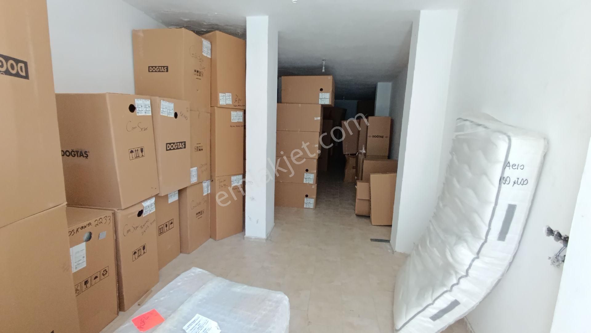 Pendik Esenyalı Kiralık Uygun Ana Cadde Yol Üstü Düz Ayak 250m2 Dükkan Spotaj Yok Fatura Kesilir - Görsel 32