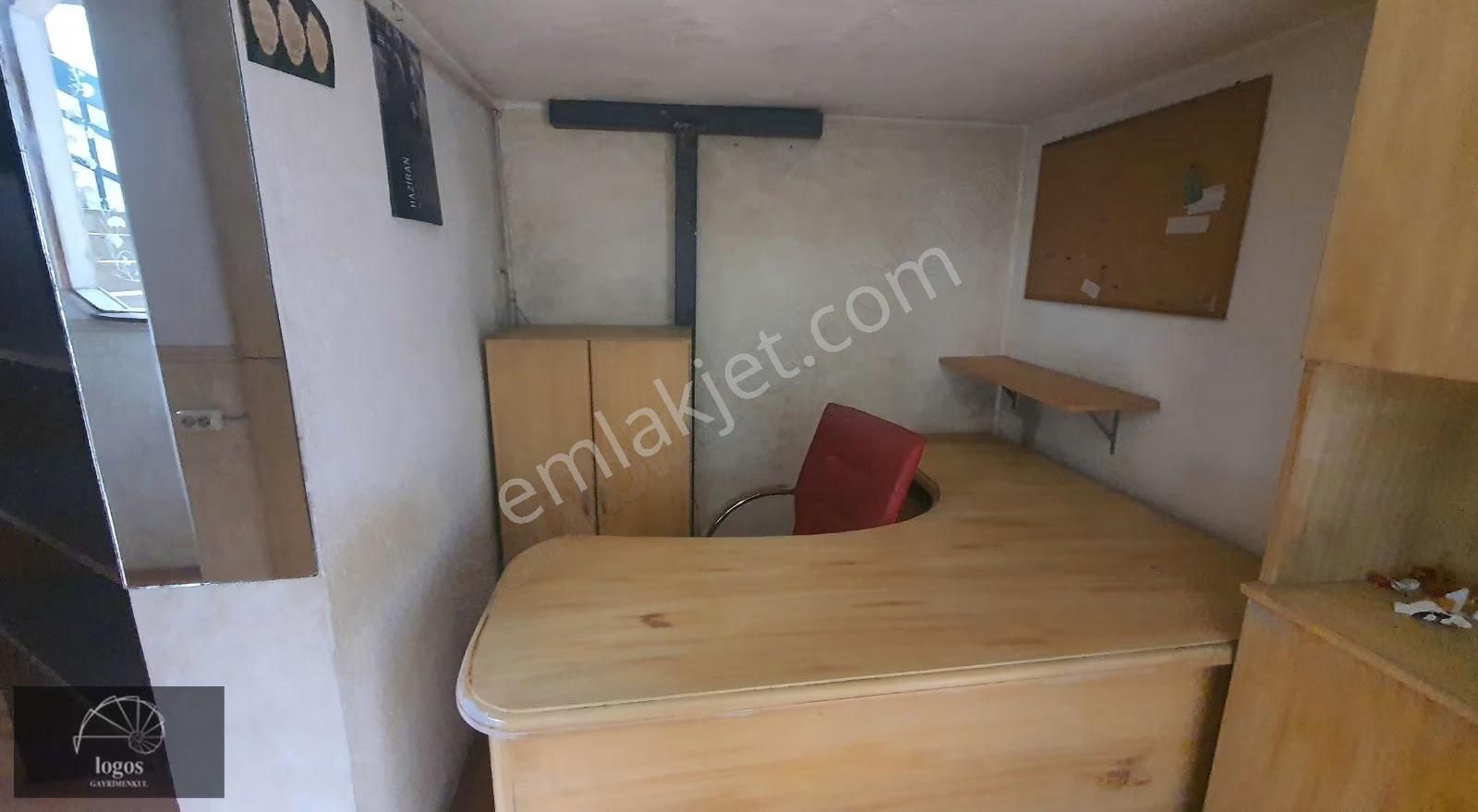 Halasgargazi Bir Bina Sokak Cephe Dükkan - Görsel 6