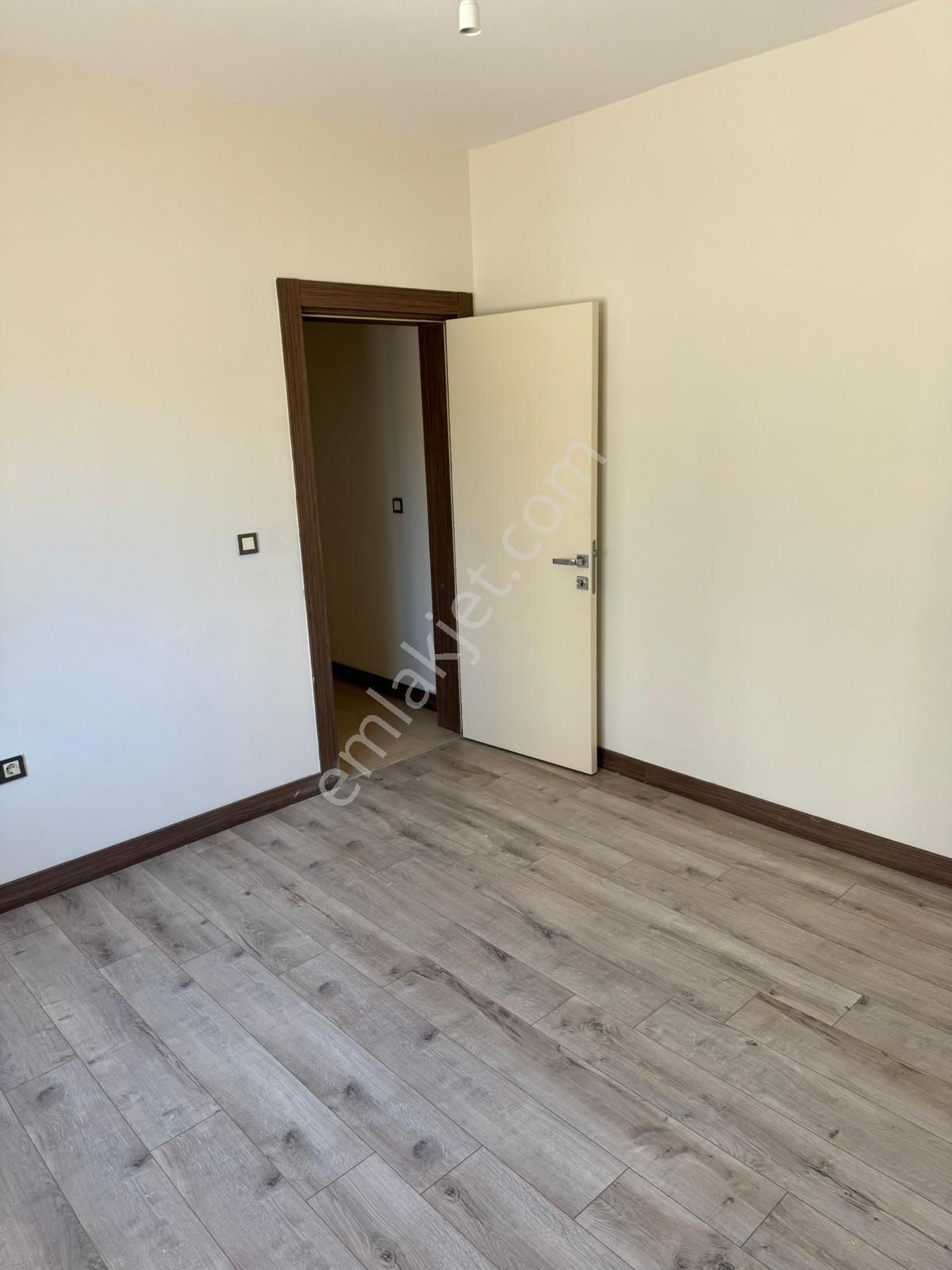 Saraycık Tokide 4+1 Ebeveyn Banyolu Kapalı Otoparklı Kiralık Daire - Görsel 21