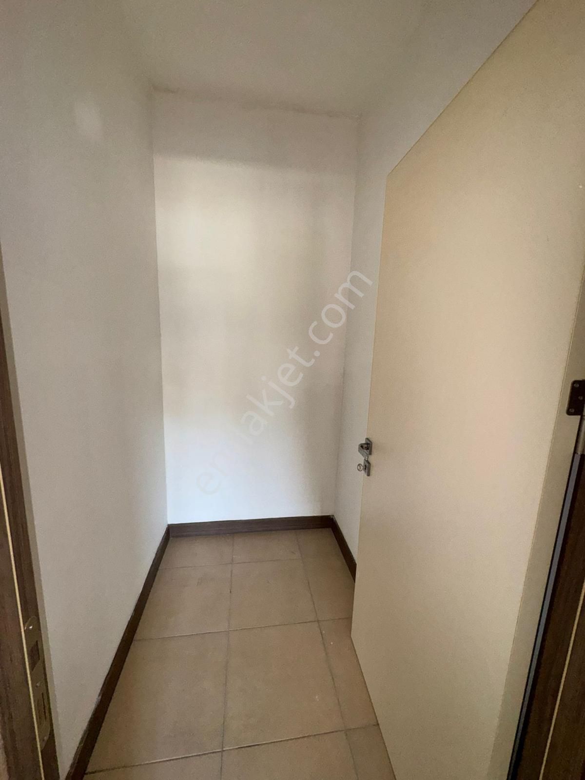 Saraycık Tokide 4+1 Ebeveyn Banyolu Kapalı Otoparklı Kiralık Daire - Görsel 16