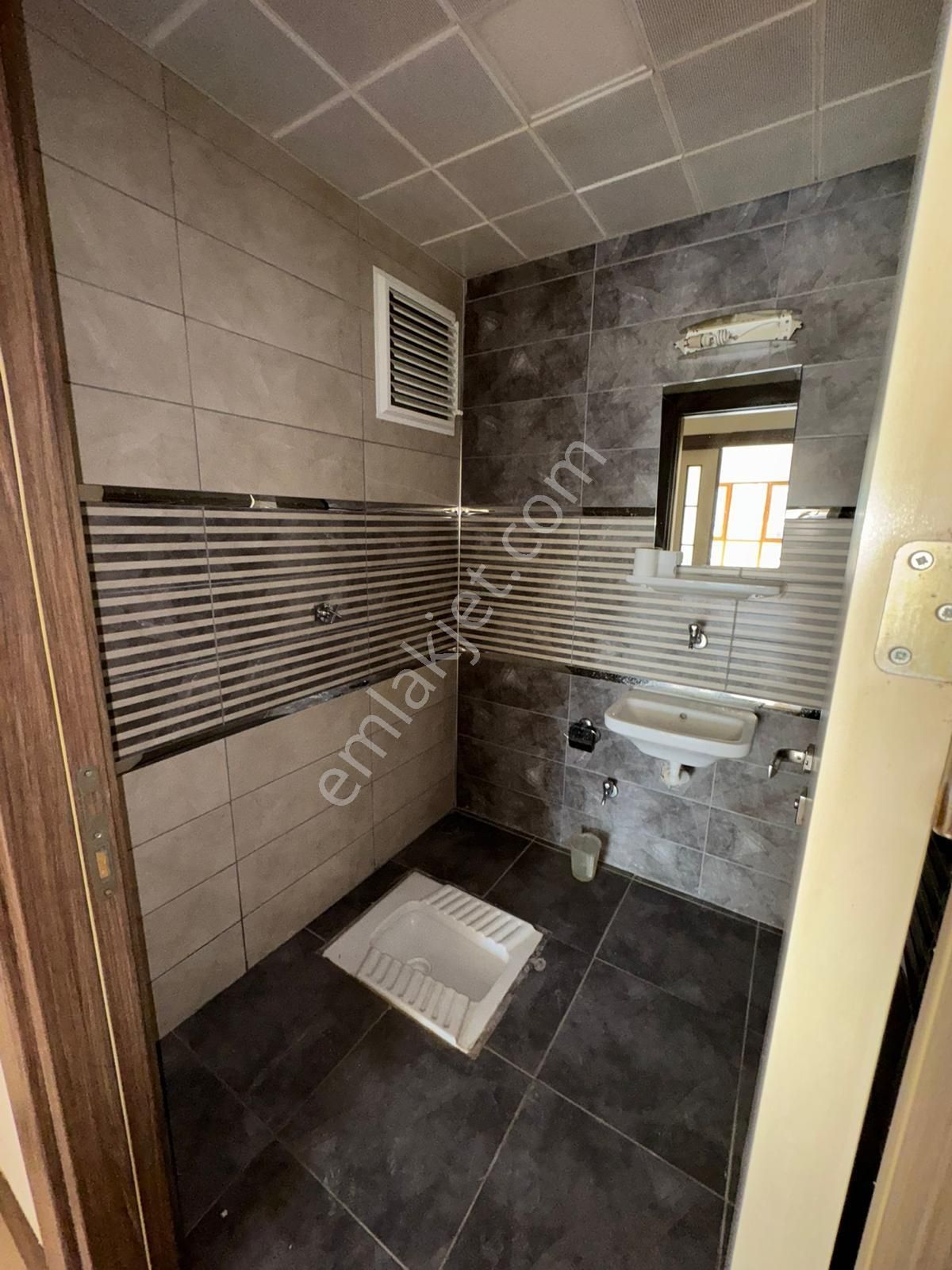 Saraycık Tokide 4+1 Ebeveyn Banyolu Kapalı Otoparklı Kiralık Daire - Görsel 8