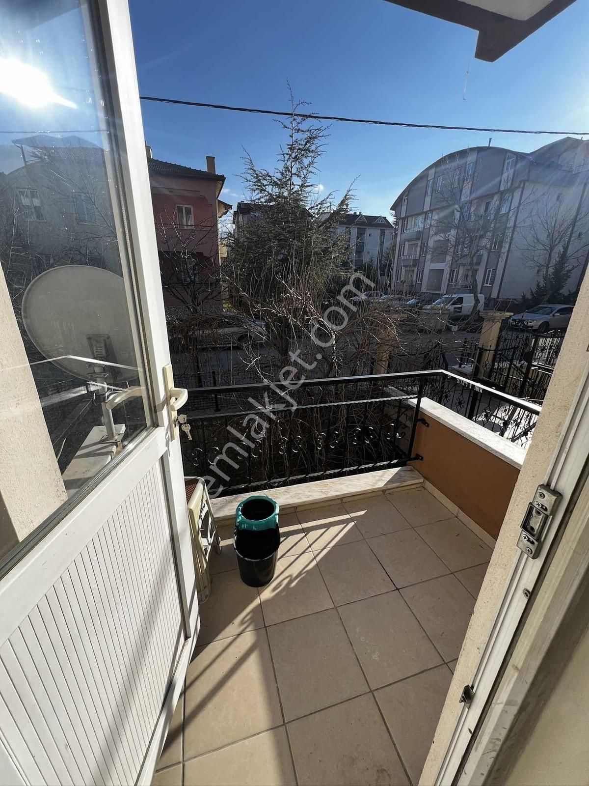 Kiralık Balkonlu Eşyalı Apart - Görsel 4