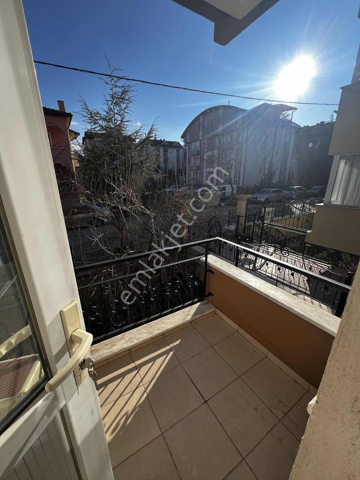 Kiralık Balkonlu Eşyalı Apart - Görsel 5