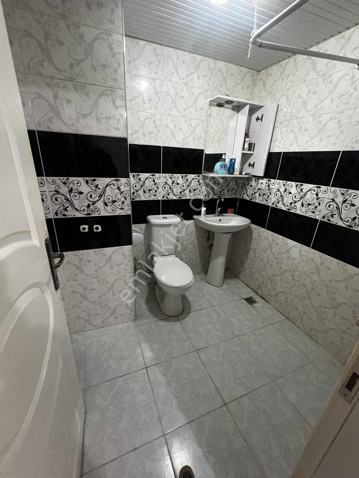 Herşey Dahil Kiralık - Görsel 3