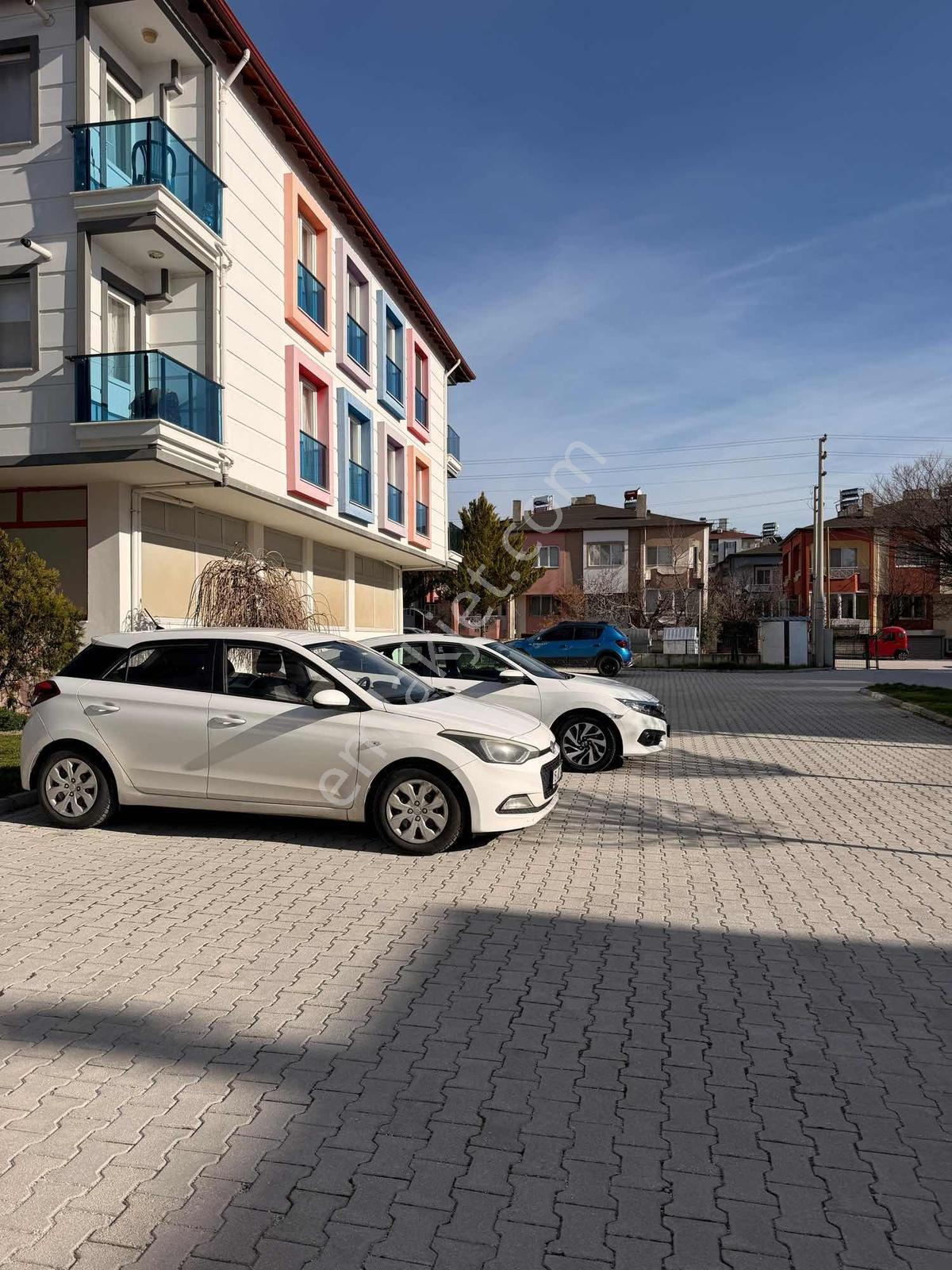 İnal Emlak'tan Fevzi Çakmak Mah.de Satılık 2+1 Eşyalı Daire - Görsel 7