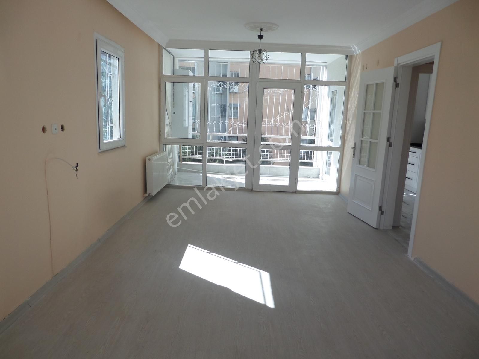 Vatan Pc Civarında Doğal Gazlı Temiz Bakımlı Kiralık Daire.