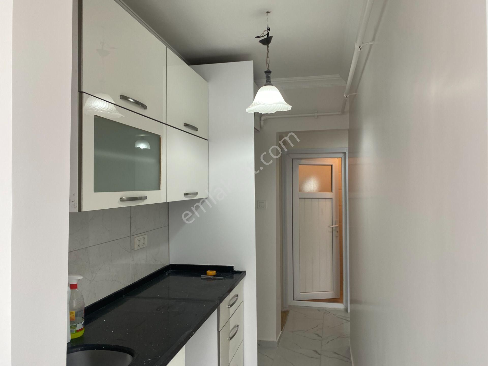 Destan-080-ali-fakih-cami-civarı-1-oda-1-salon-kombili-70m2 Orta-1.katyeni-boya-tadilatlı - Görsel 25