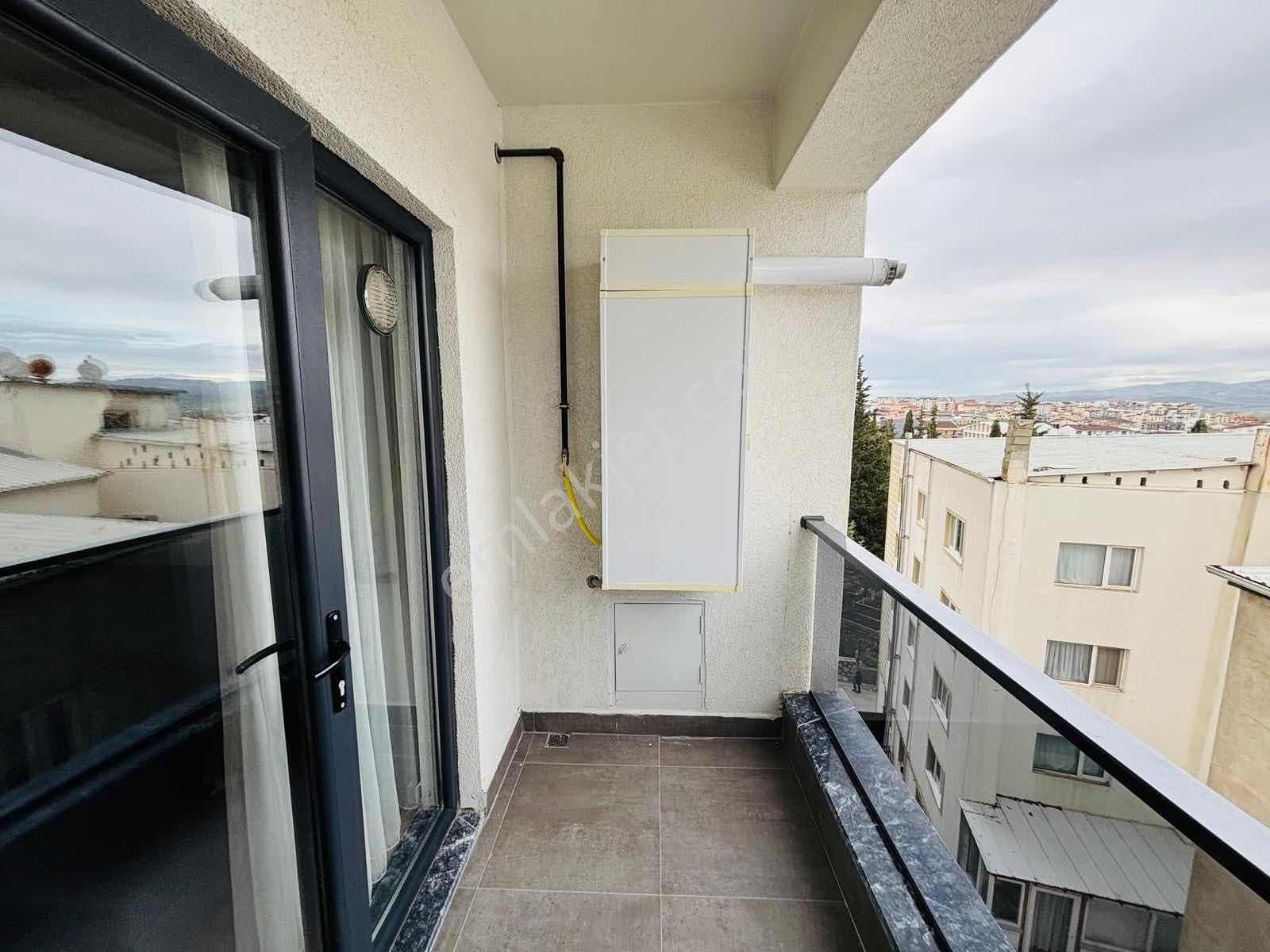 Ceylan Plus'ta Kiralık 2+1 - Görsel 8