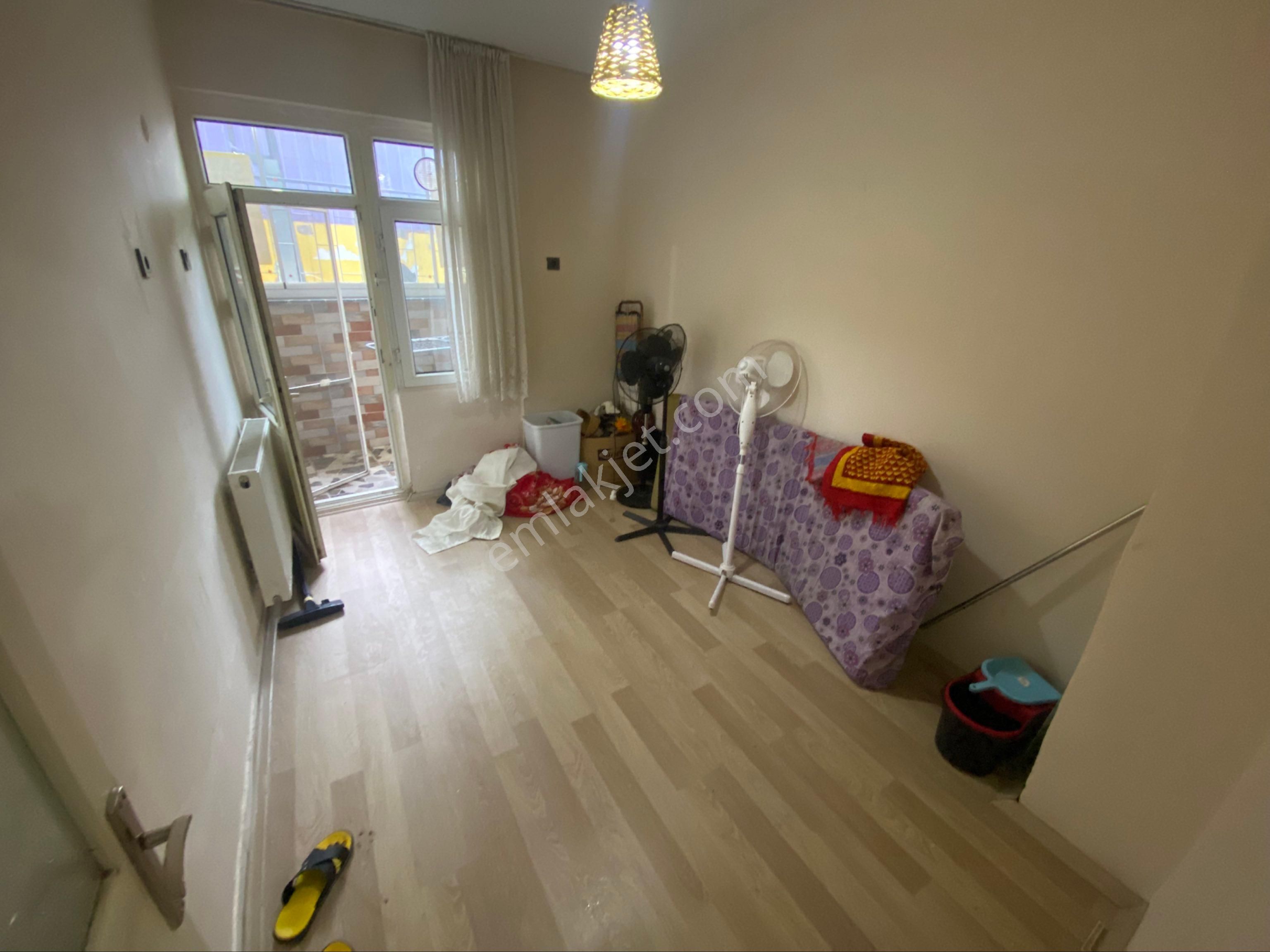 Furkan Emlaktan Selahiye Mah 3+1 1.kat 130m2 Cam Balkonlu Bulvara Cephe Fırsat Daire - Görsel 7