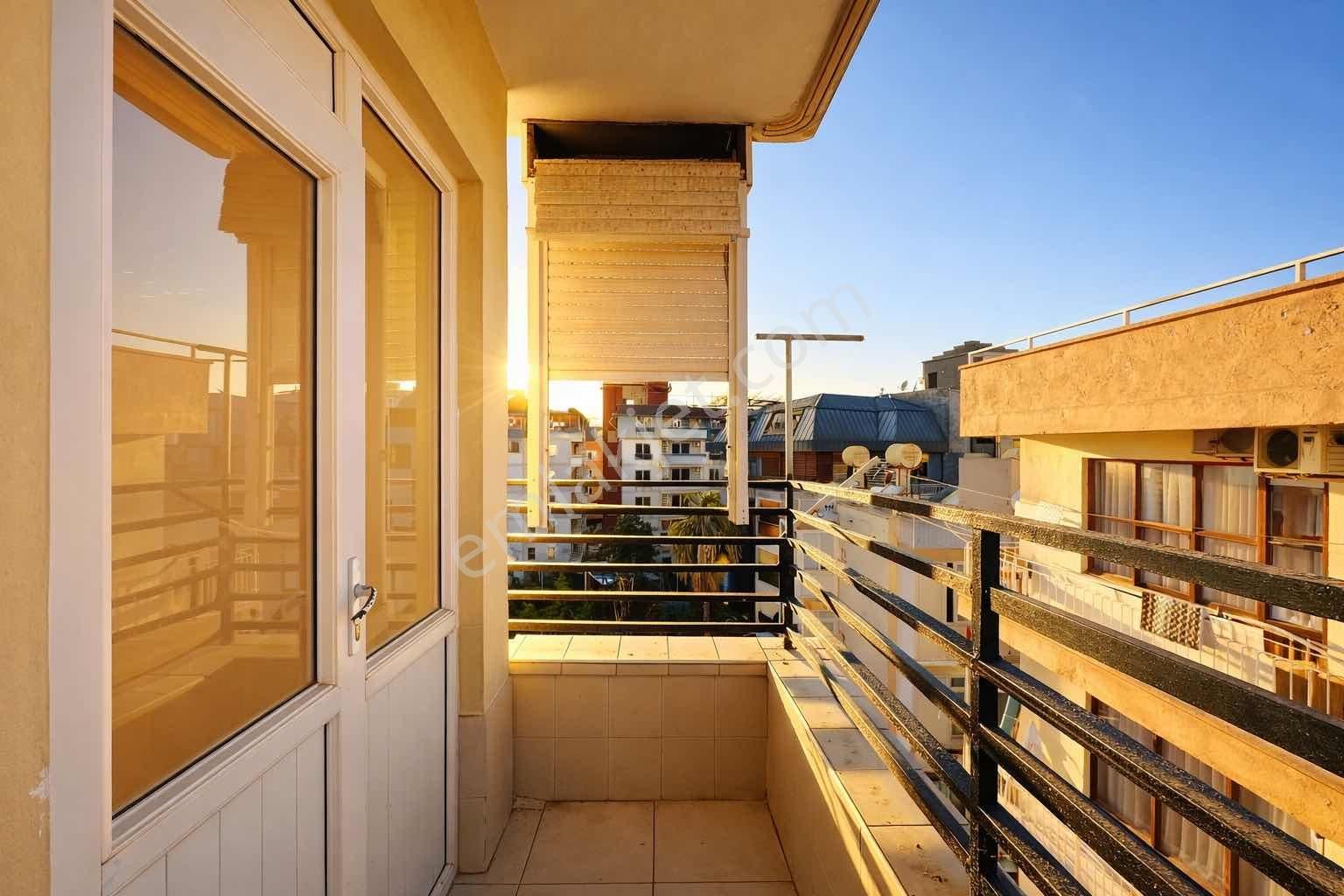 Güllerpınarın'da Denıze 100m 3+1 Ayrı Mutfak Geniş Kiralık Daire - Görsel 9