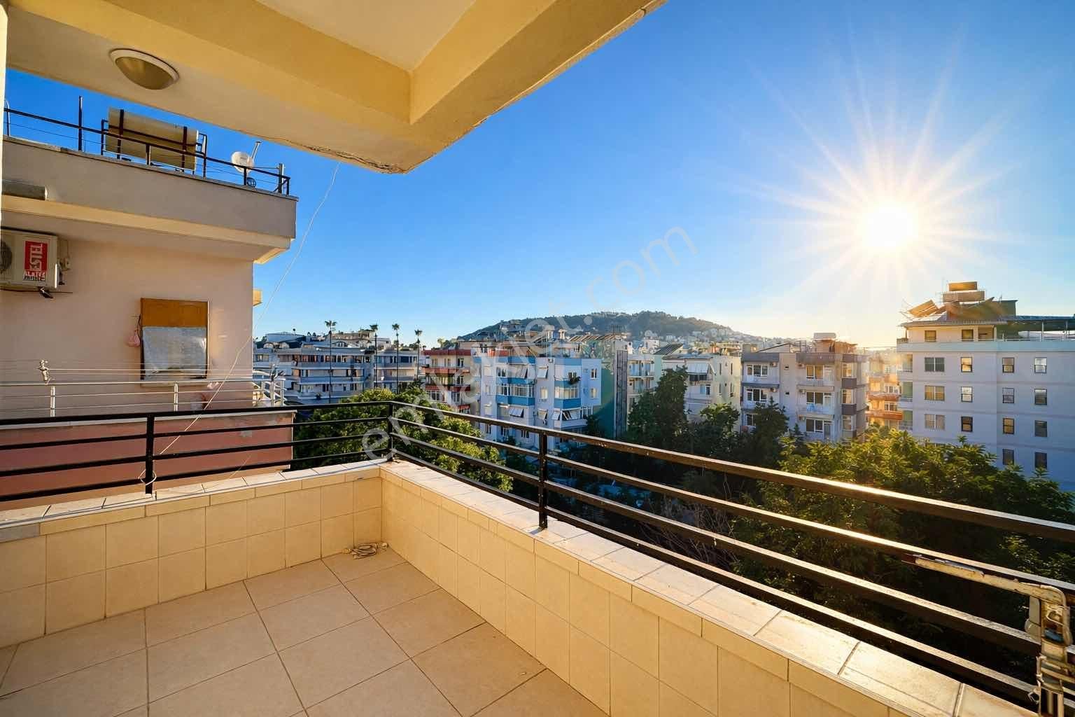 Güllerpınarın'da Denıze 100m 3+1 Ayrı Mutfak Geniş Kiralık Daire - Görsel 15